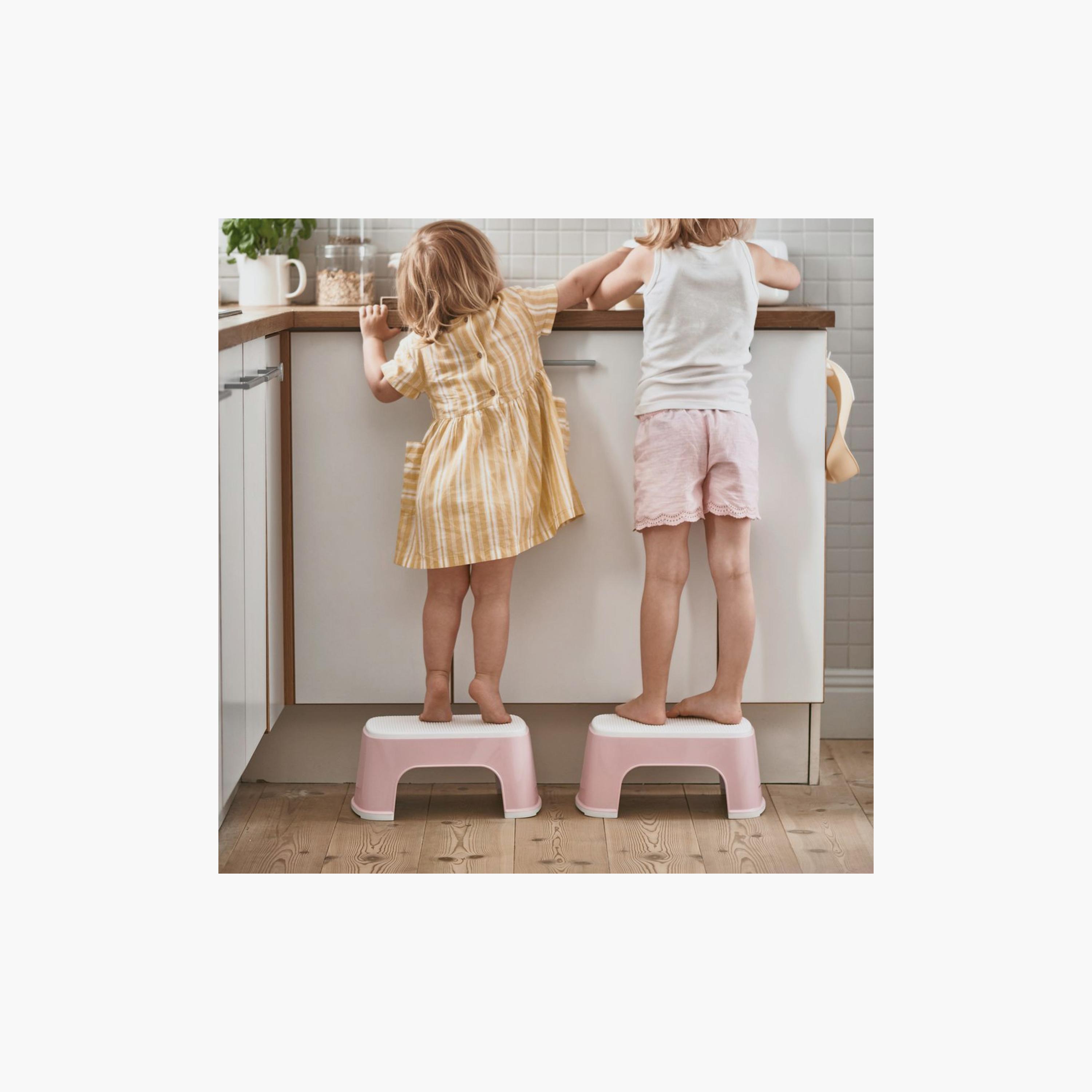 Babybjorn Step Stool-baby-diapering-pottytraining-image-3