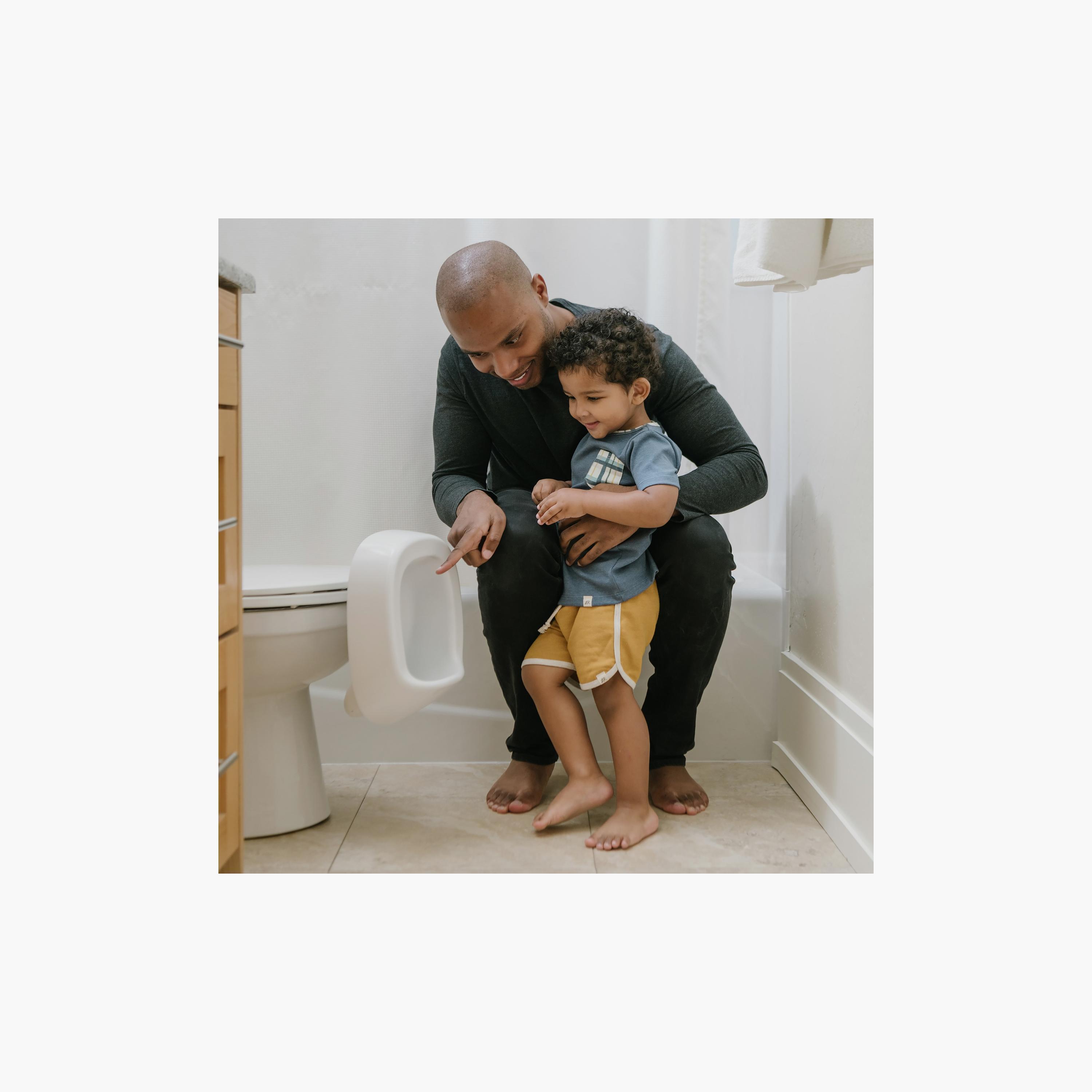 نونية الجلوس أو الوقوف من ذا فيرست يير-baby-diapering-pottytraining-image-5