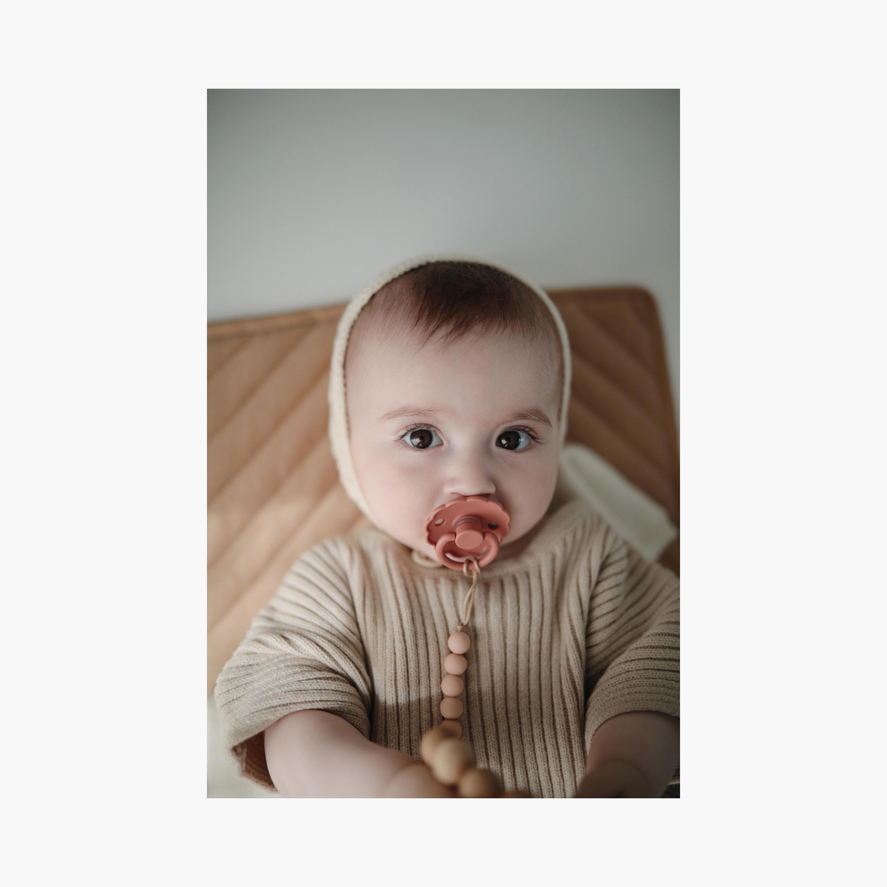 Frigg Daisy Latex Baby Pacifier (6-18M), Woodchuck , Size 2-baby-feeding-pacifiers-image-3