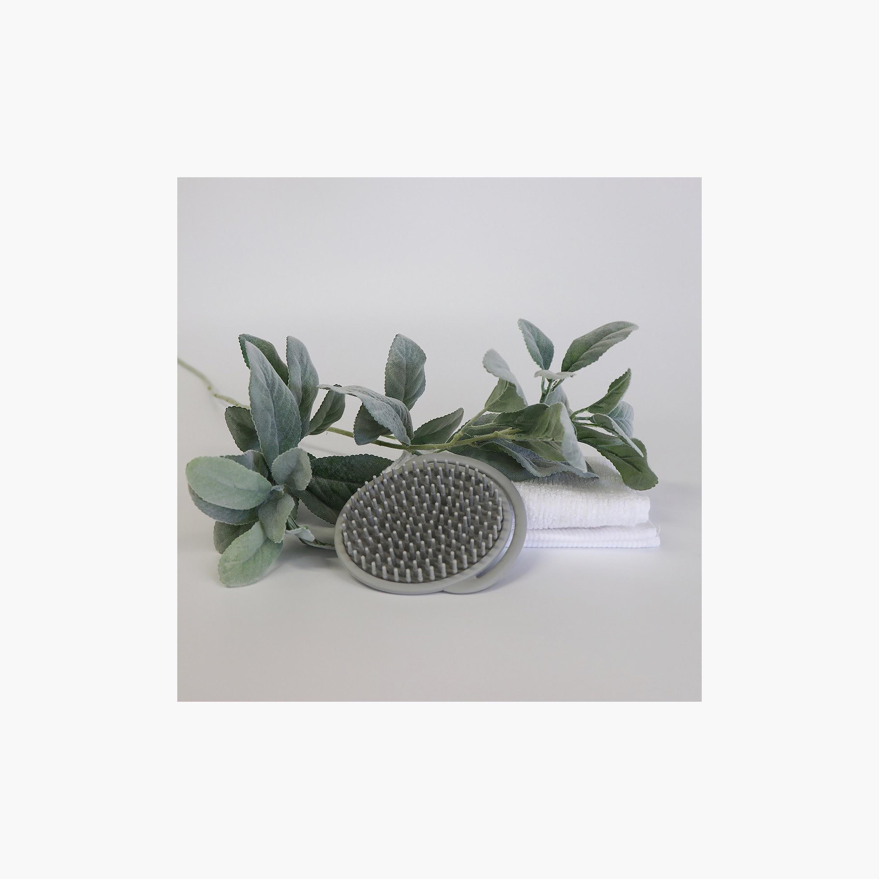 Haakaa Silicone Shampoo Brush, Grey-baby-bathandcare-hairbodyskincare-image-2