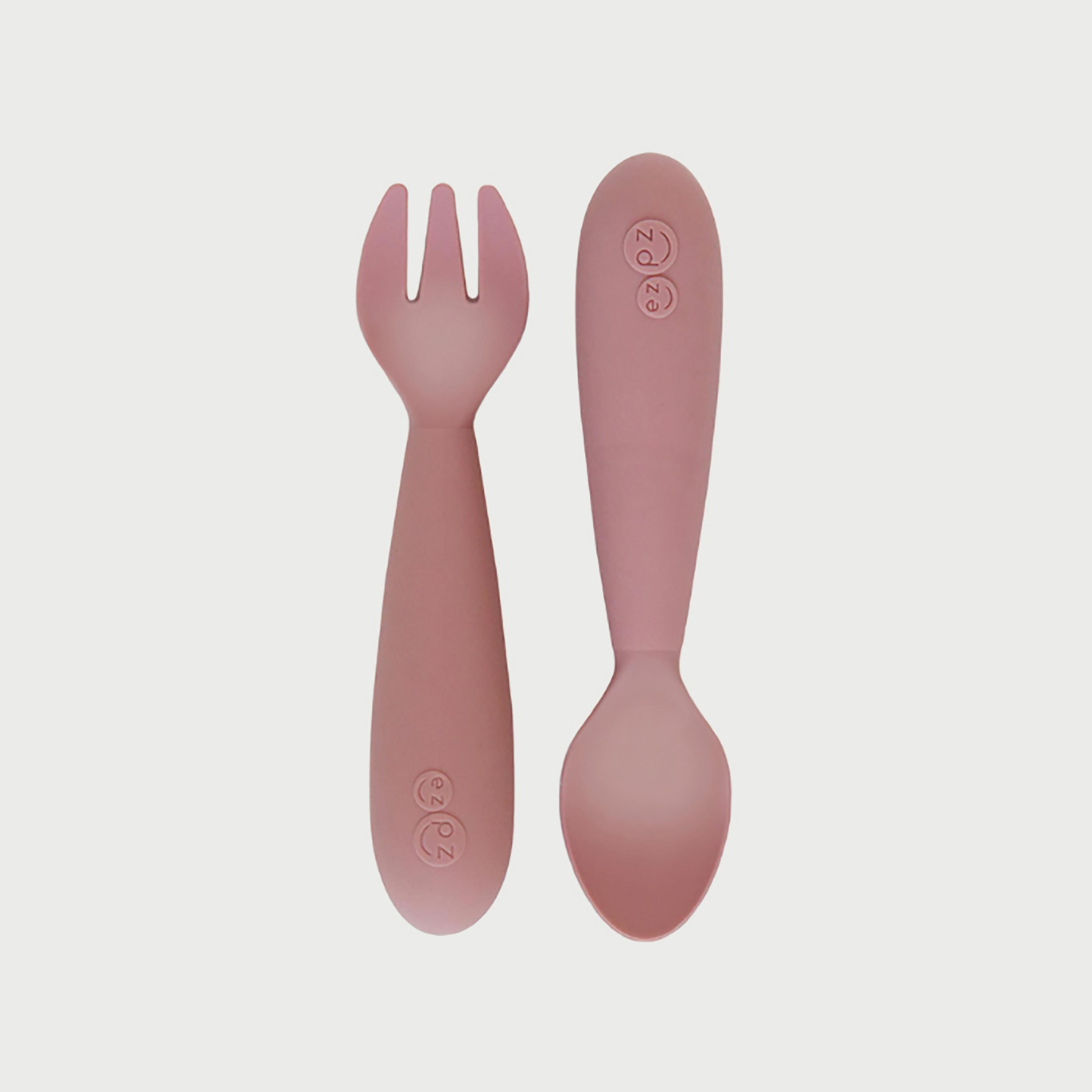 مجموعة أدوات المائدة (ملعقة وشوكة) من إيزي بيزي، أحمر-baby-feeding-mealtimeessentials-image-1