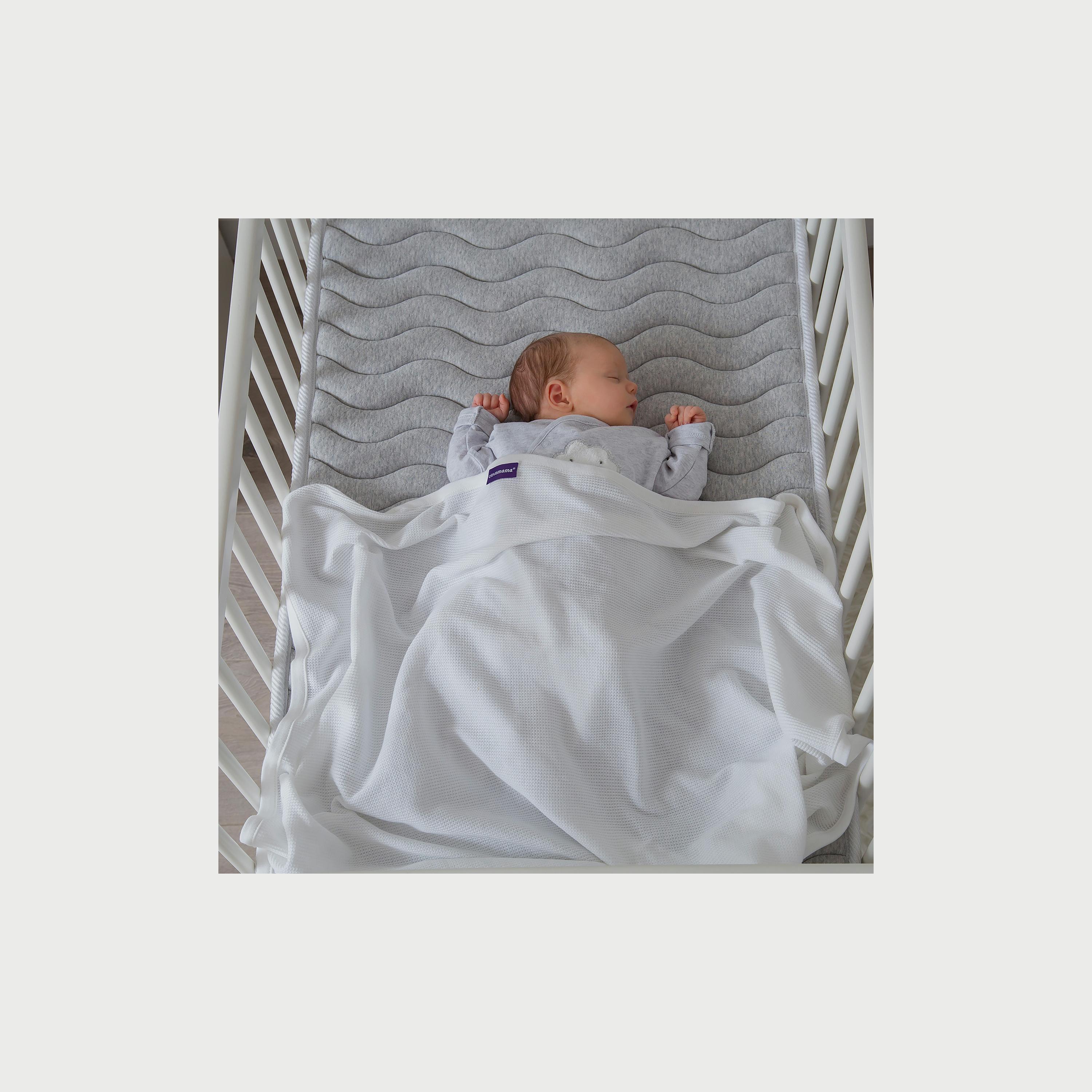 بطانية من قطن وافل للمهد من كليفاماما، أبيض-baby-nursery-blanketsandswaddles-swaddlesandsleepingbags-image-2