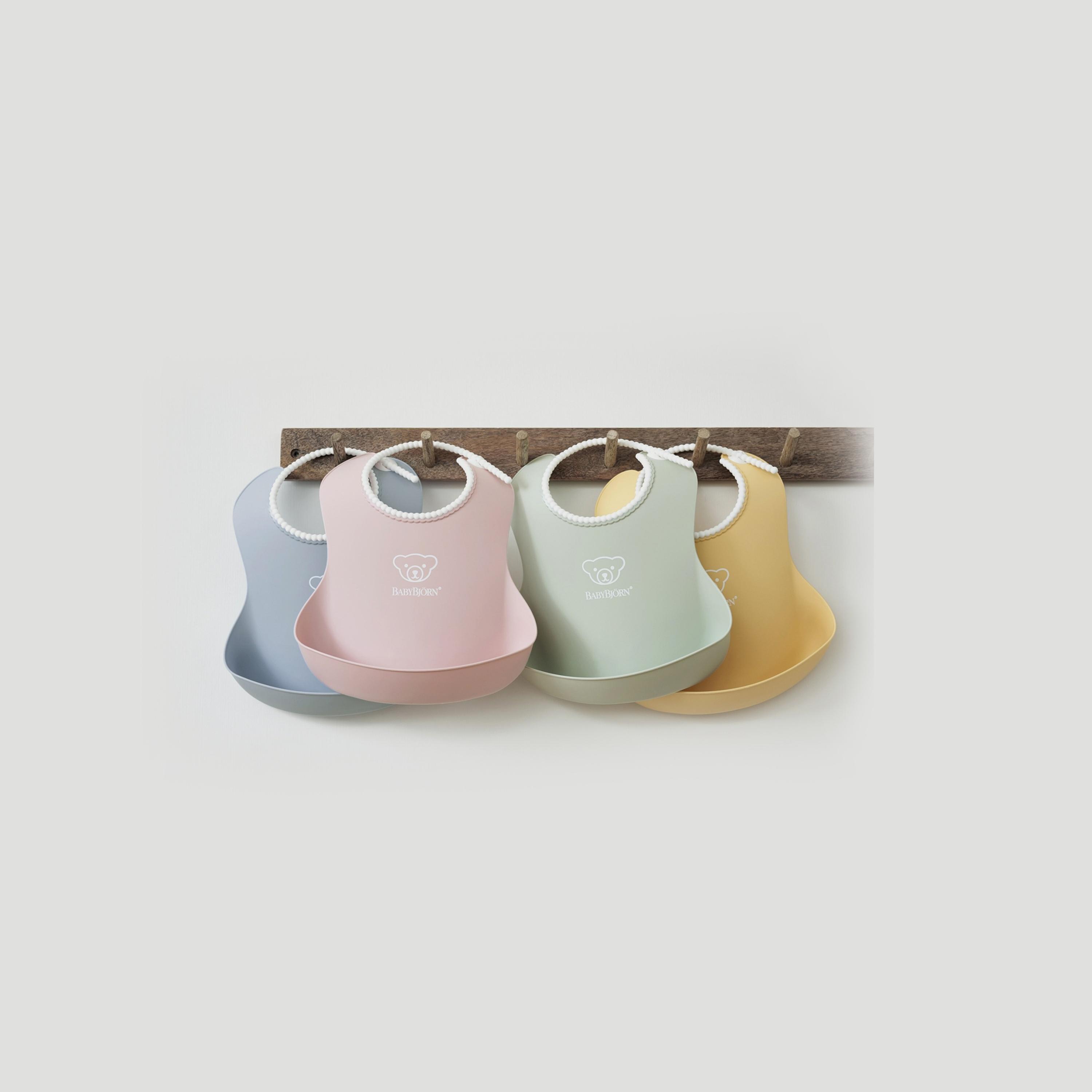 مريلة للأطفال من بيبي بيورن، فطعتان، أصغر / أخضر-baby-feeding-bibs-image-2