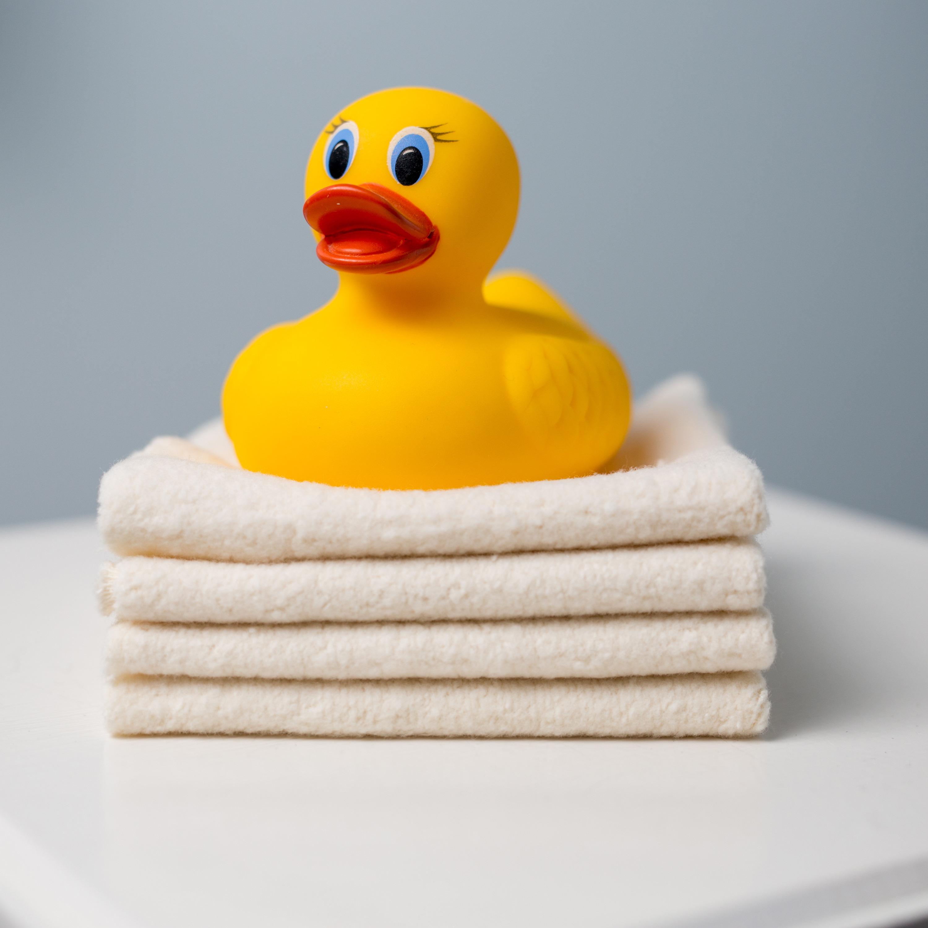 Lulujo 4-Piece Organic Cotton Face Cloths-baby-bathandcare-towels-image-4