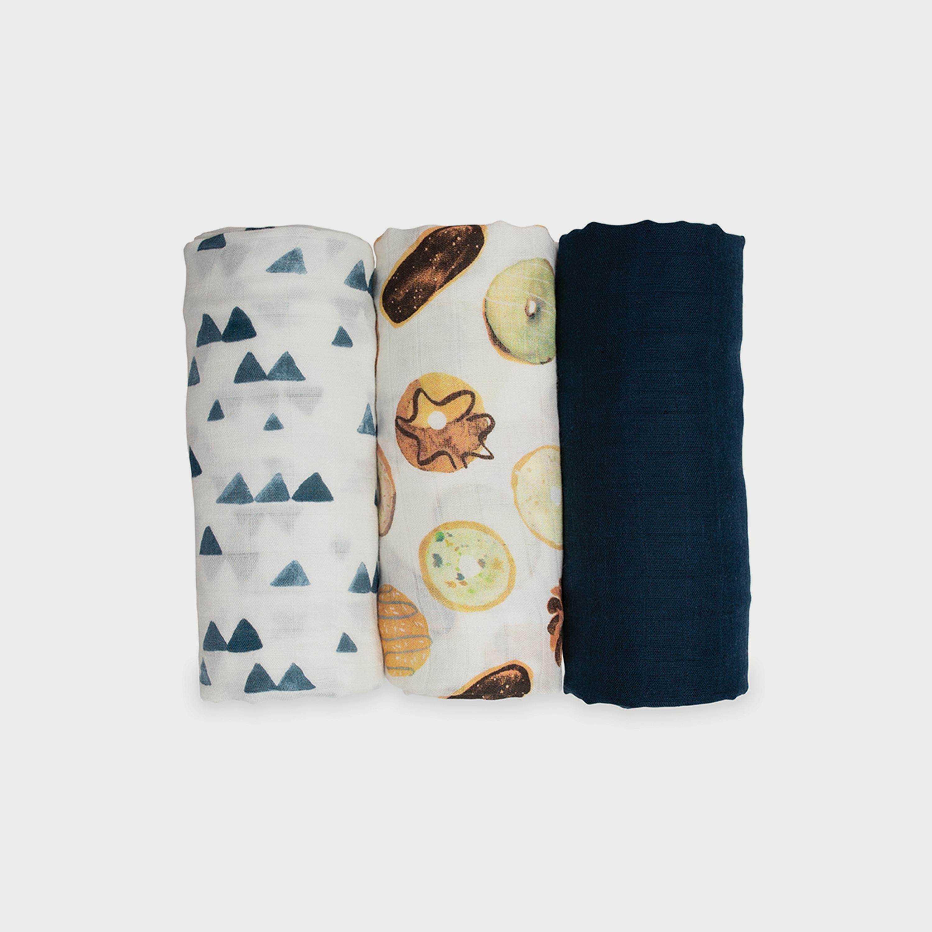 طقم بطانية قماط قطن خيزران 3 قطع من لولوجو، أزرق فاتح-baby-nursery-blanketsandswaddles-swaddlesandsleepingbags-image-1