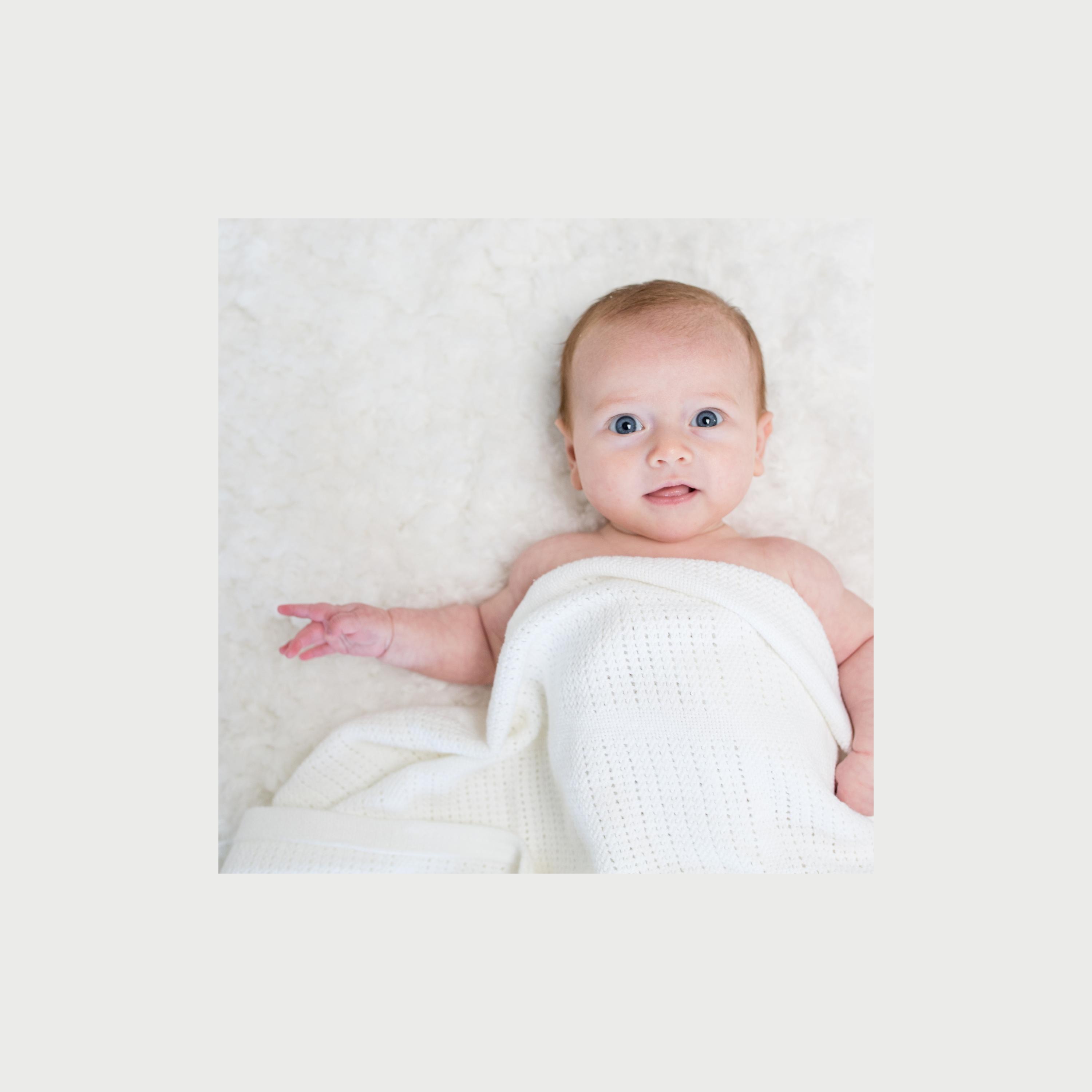Lulujo Cellular Blanket, White-baby-nursery-blanketsandswaddles-blanketsandquilts-image-3