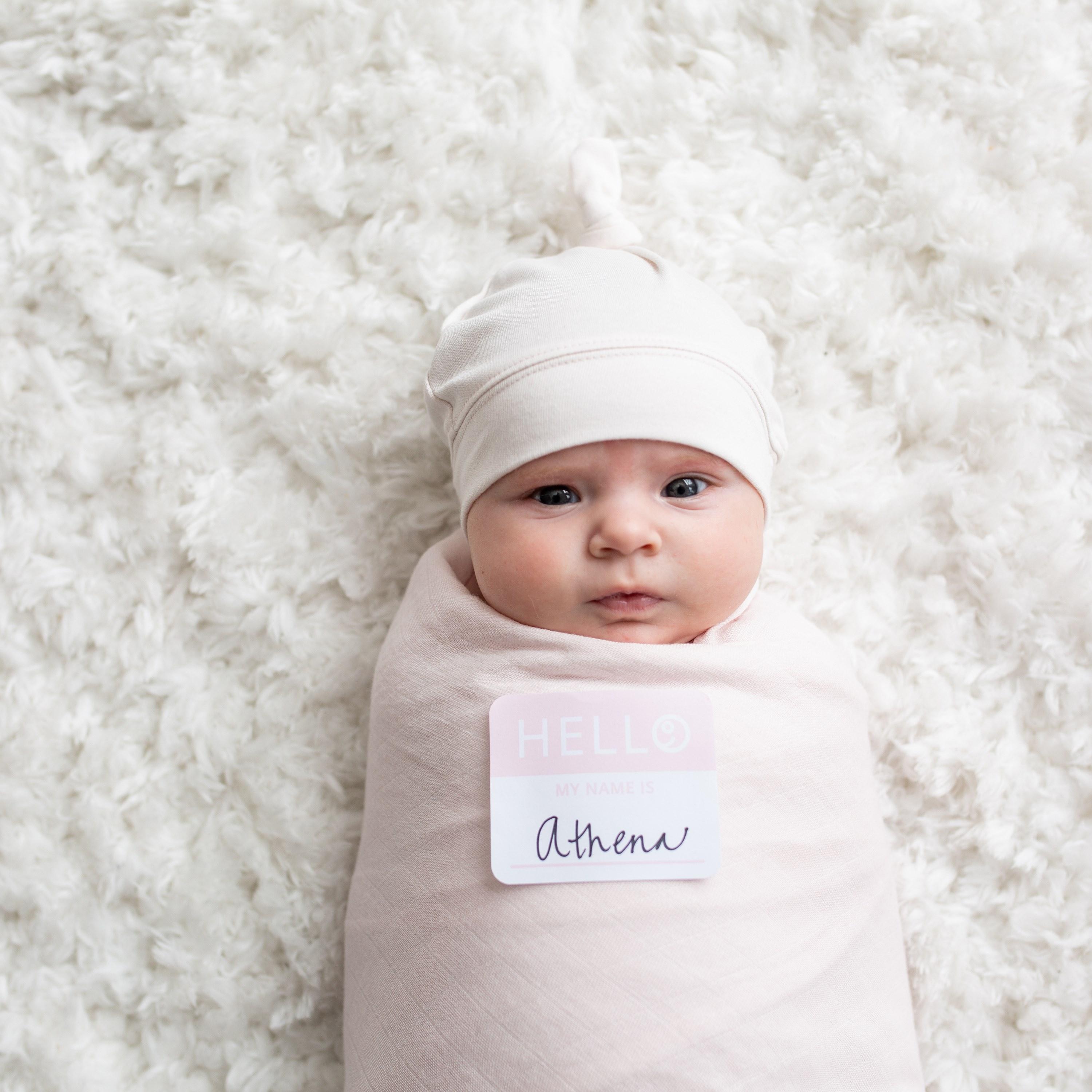 Lulujo Hello World Set, Bamboo Hat + Swaddle blanket, Pink-baby-nursery-blanketsandswaddles-swaddlesandsleepingbags-image-2