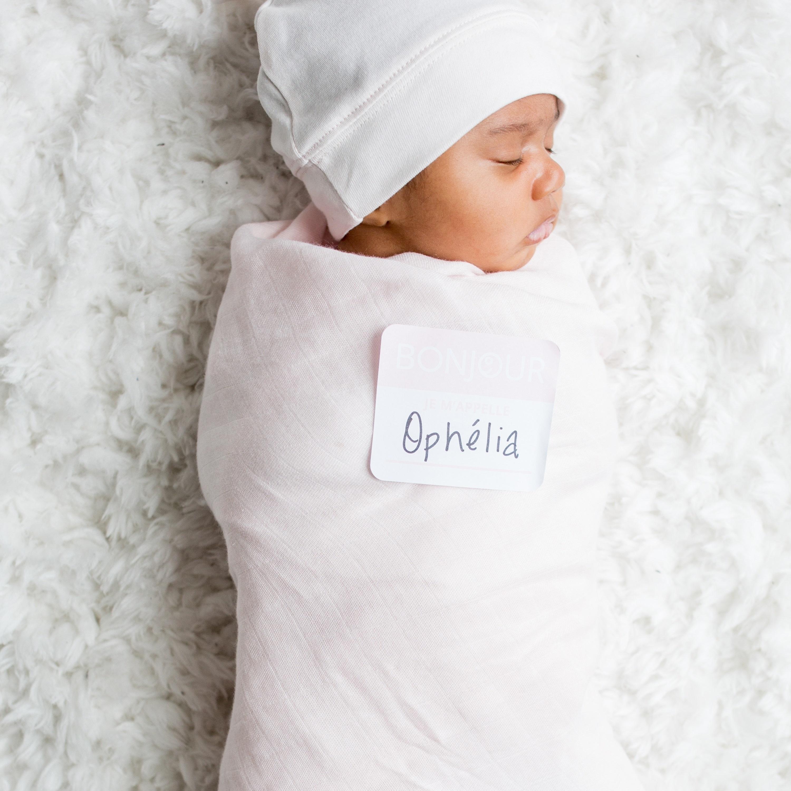 Lulujo Hello World Set, Bamboo Hat + Swaddle blanket, Pink-baby-nursery-blanketsandswaddles-swaddlesandsleepingbags-image-3