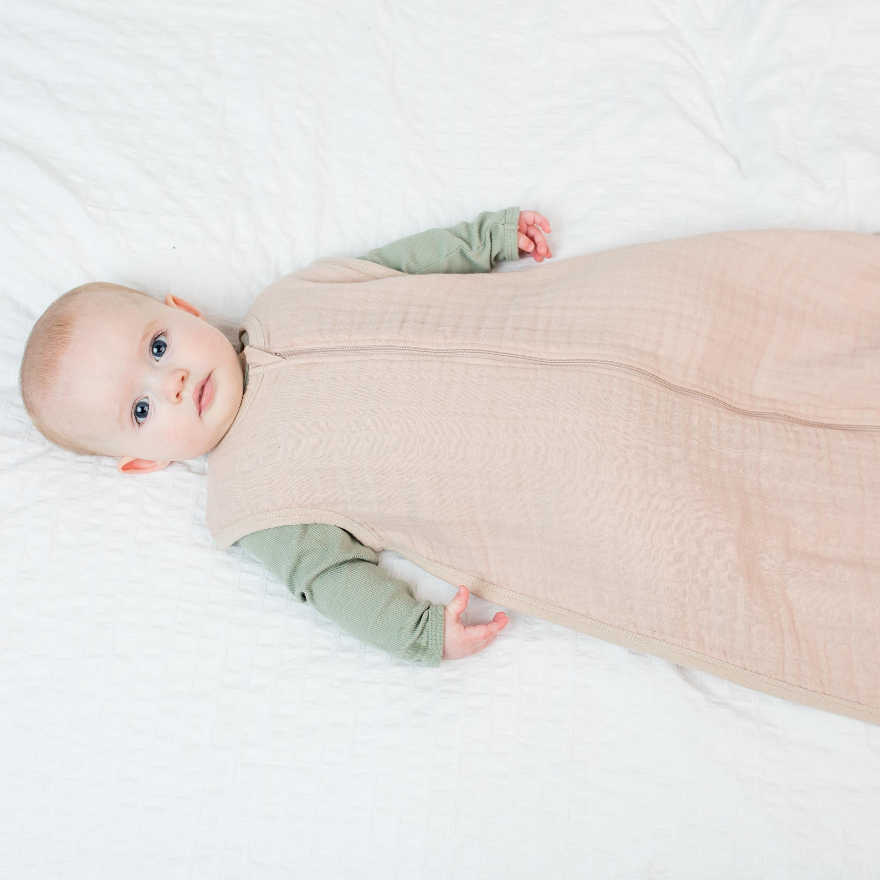 كيس نوم %100 قطن موسلين 6-12 أشهر من لولوجو، لون رملي - ميديم-baby-nursery-blanketsandswaddles-swaddlesandsleepingbags-image-3