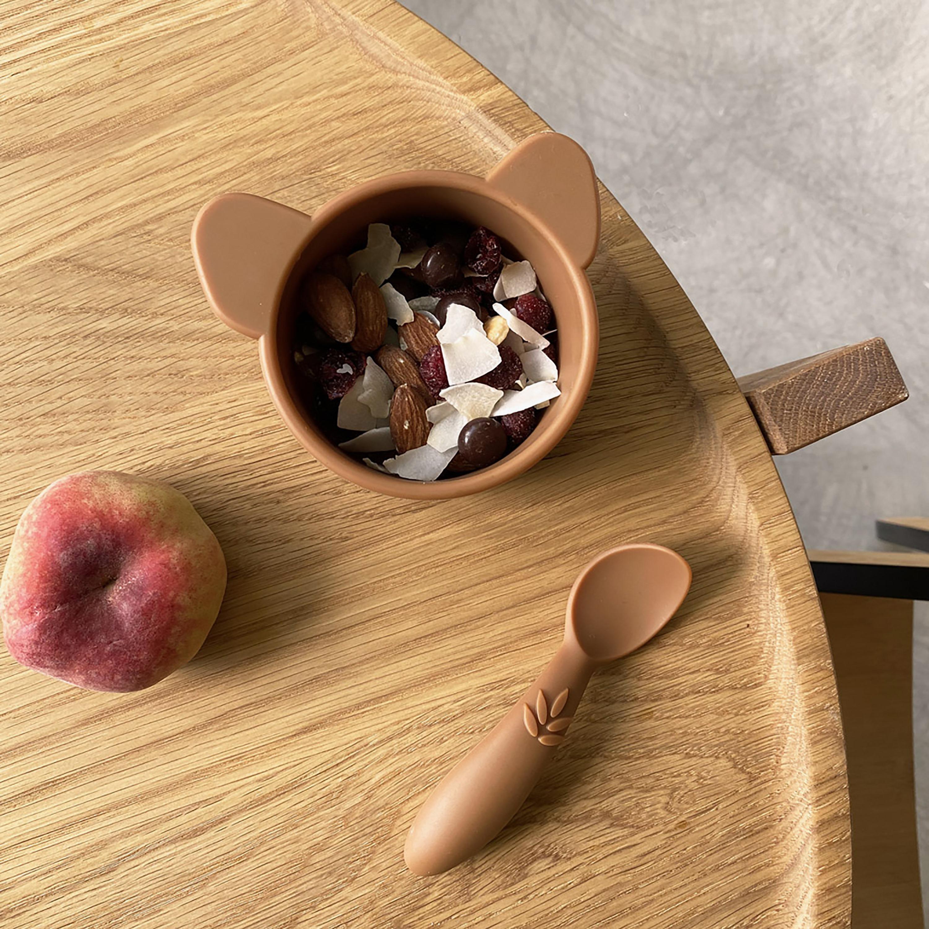 قطعتين صندوق الوجبات الخفيفة سيليكون روزا من نووروو، كوالا-baby-feeding-mealtimeessentials-image-5