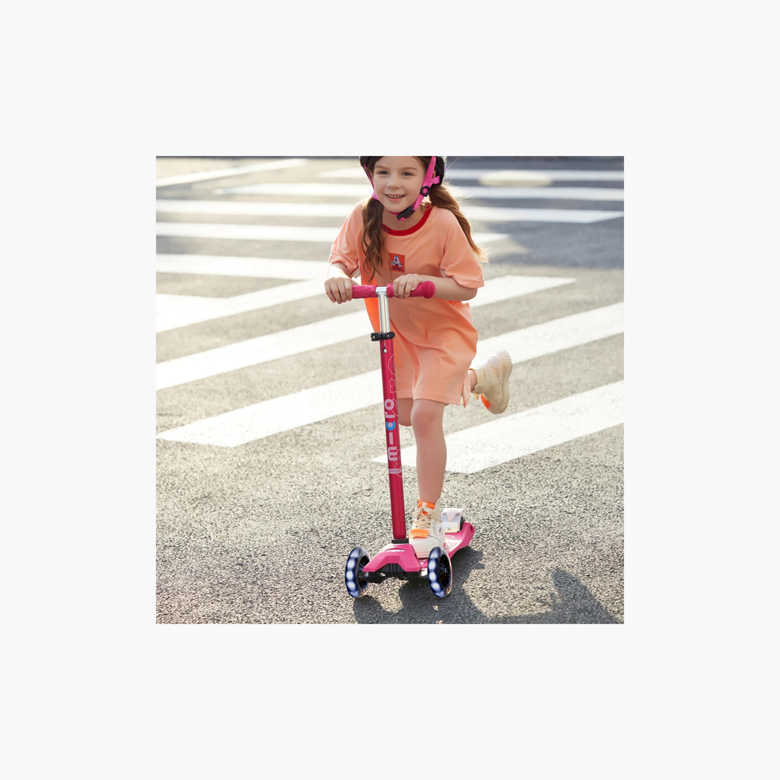 Micro Maxi Deluxe Scooter-toys-outdoor-scooters-image-3