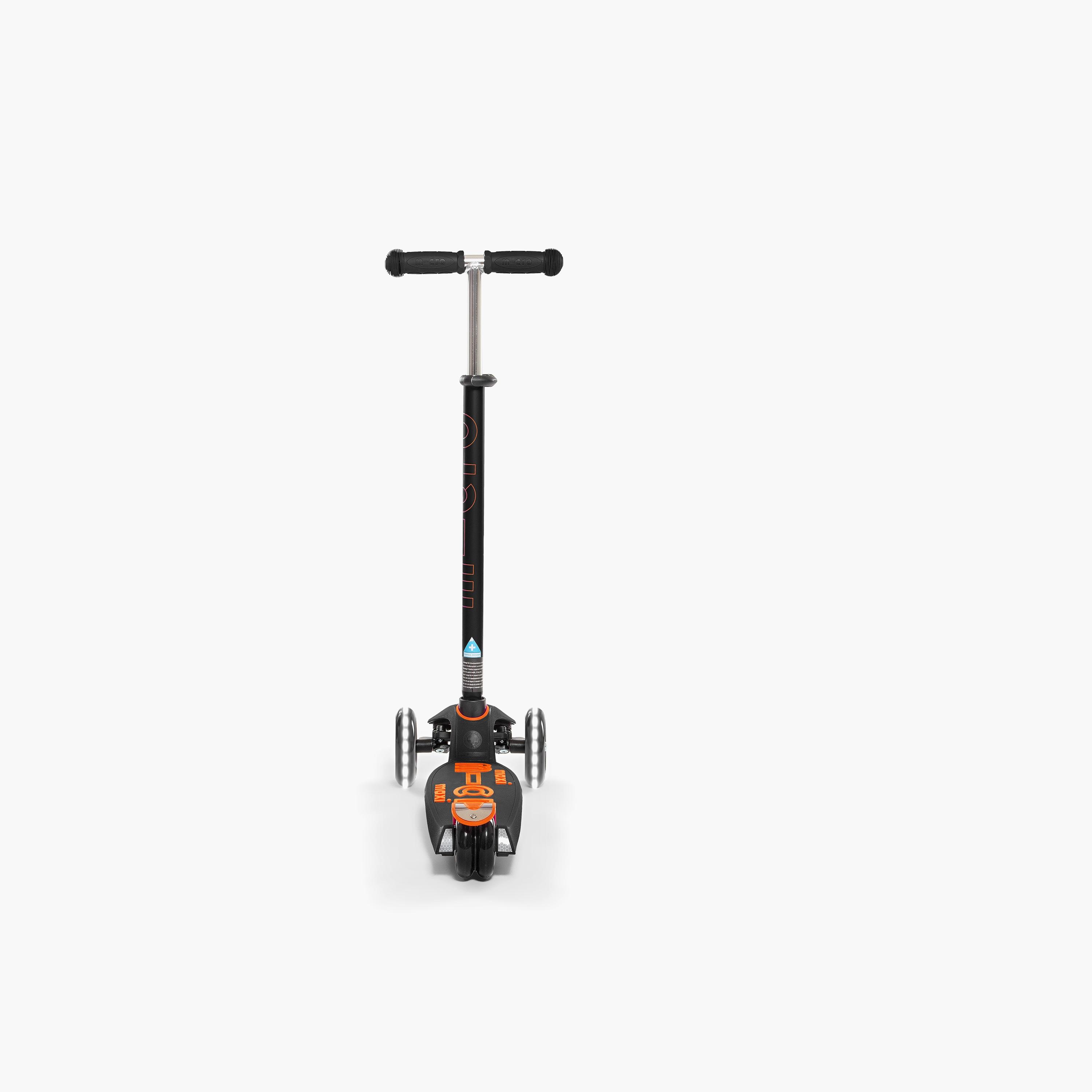 Micro Maxi Deluxe LED Scooter-toys-outdoor-scooters-image-3