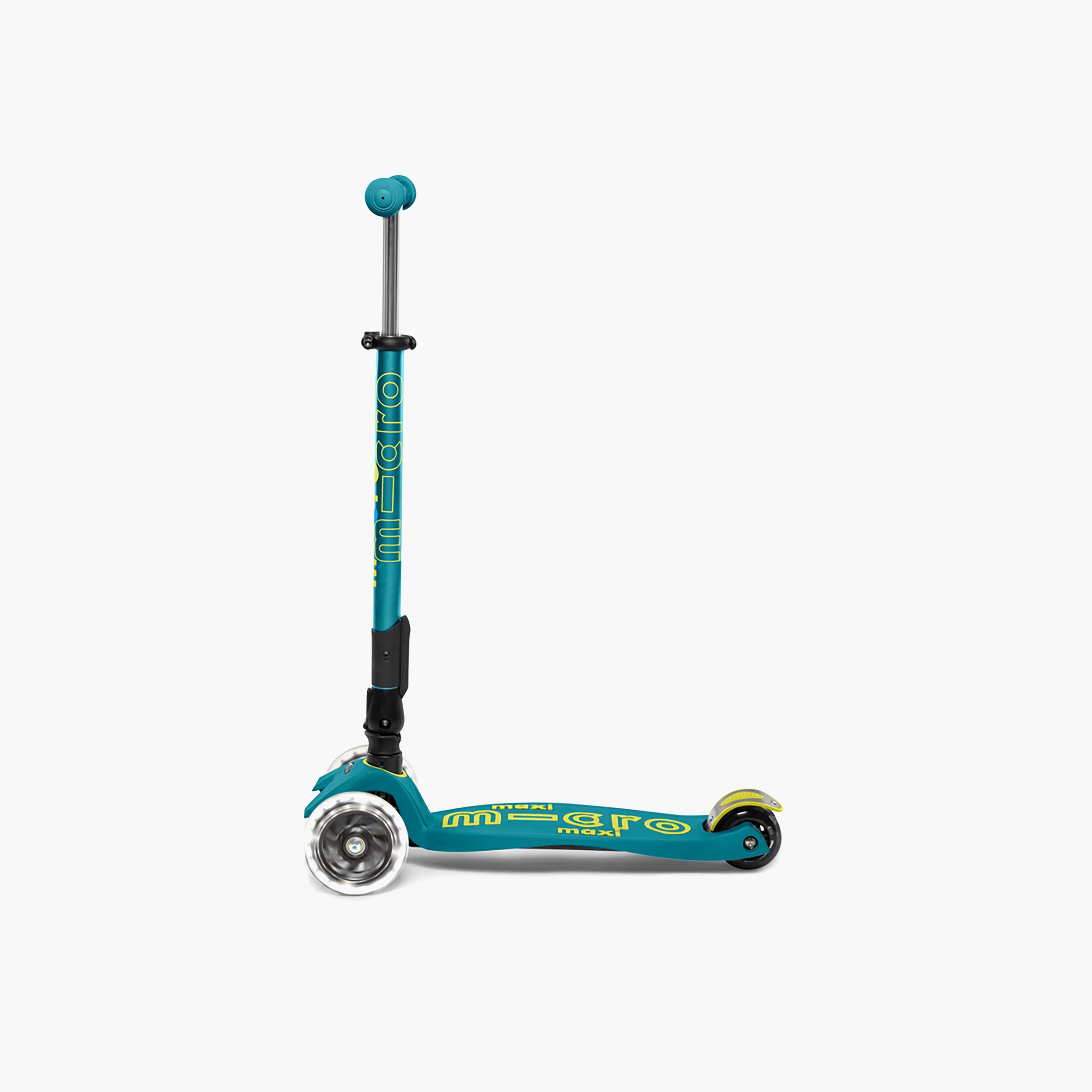 Micro Maxi Deluxe Foldable LED Scooter-toys-outdoor-scooters-image-2