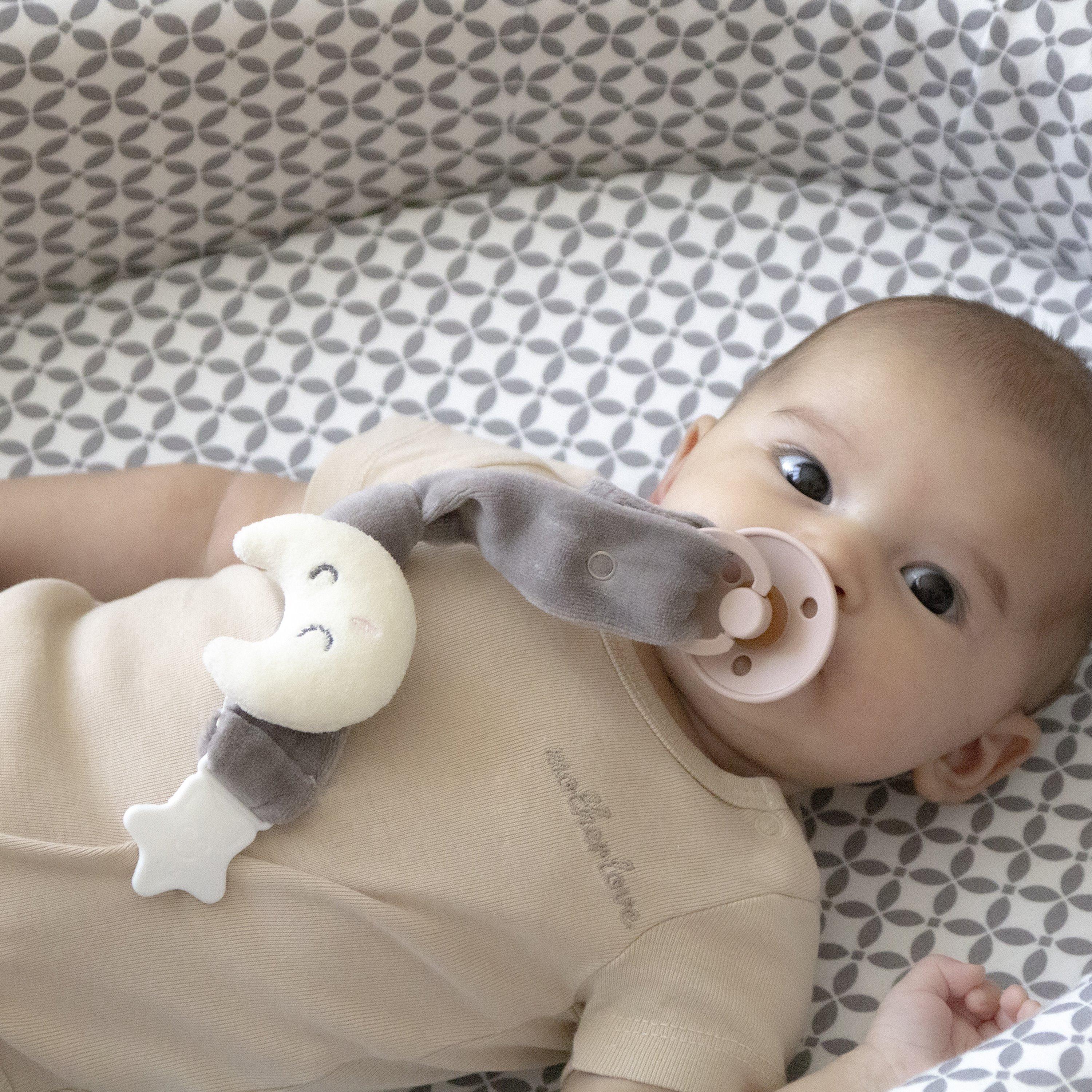 Babyjem Pacifier Holder-baby-feeding-pacifiers-image-2