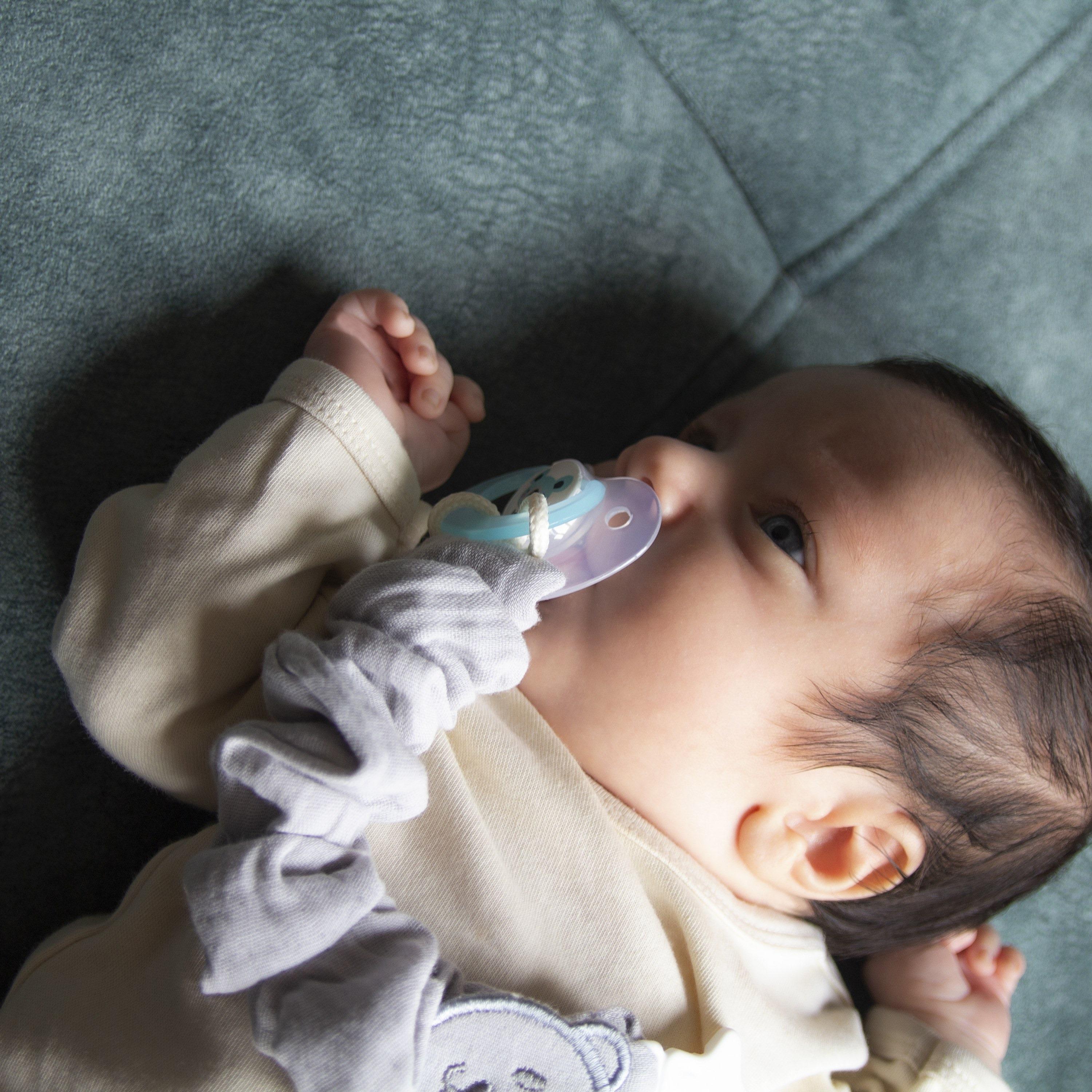 حامل لهاية من بيبي جيم-baby-feeding-pacifiers-image-5