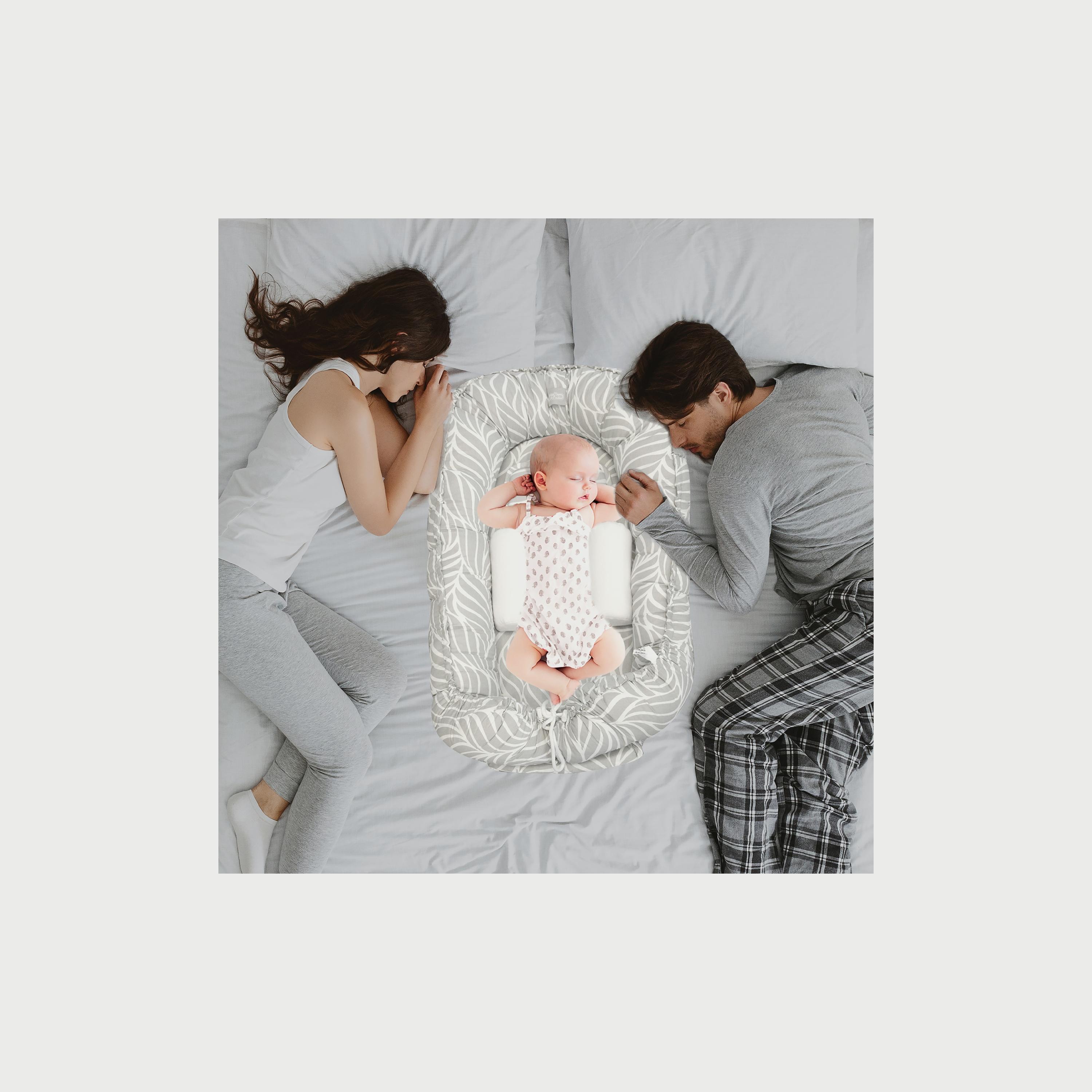 مهد أطفال مع وسائد داعمة من بيبي جيم-baby-nursery-babybedding-image-3