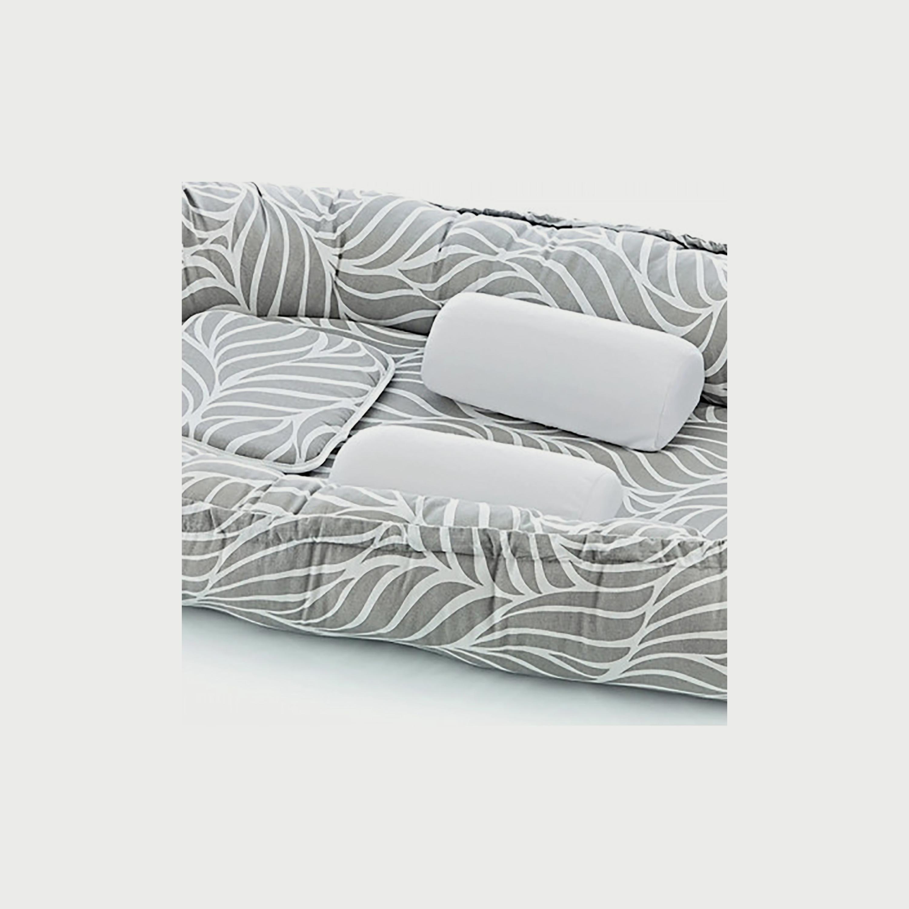 مهد أطفال مع وسائد داعمة من بيبي جيم-baby-nursery-babybedding-image-7