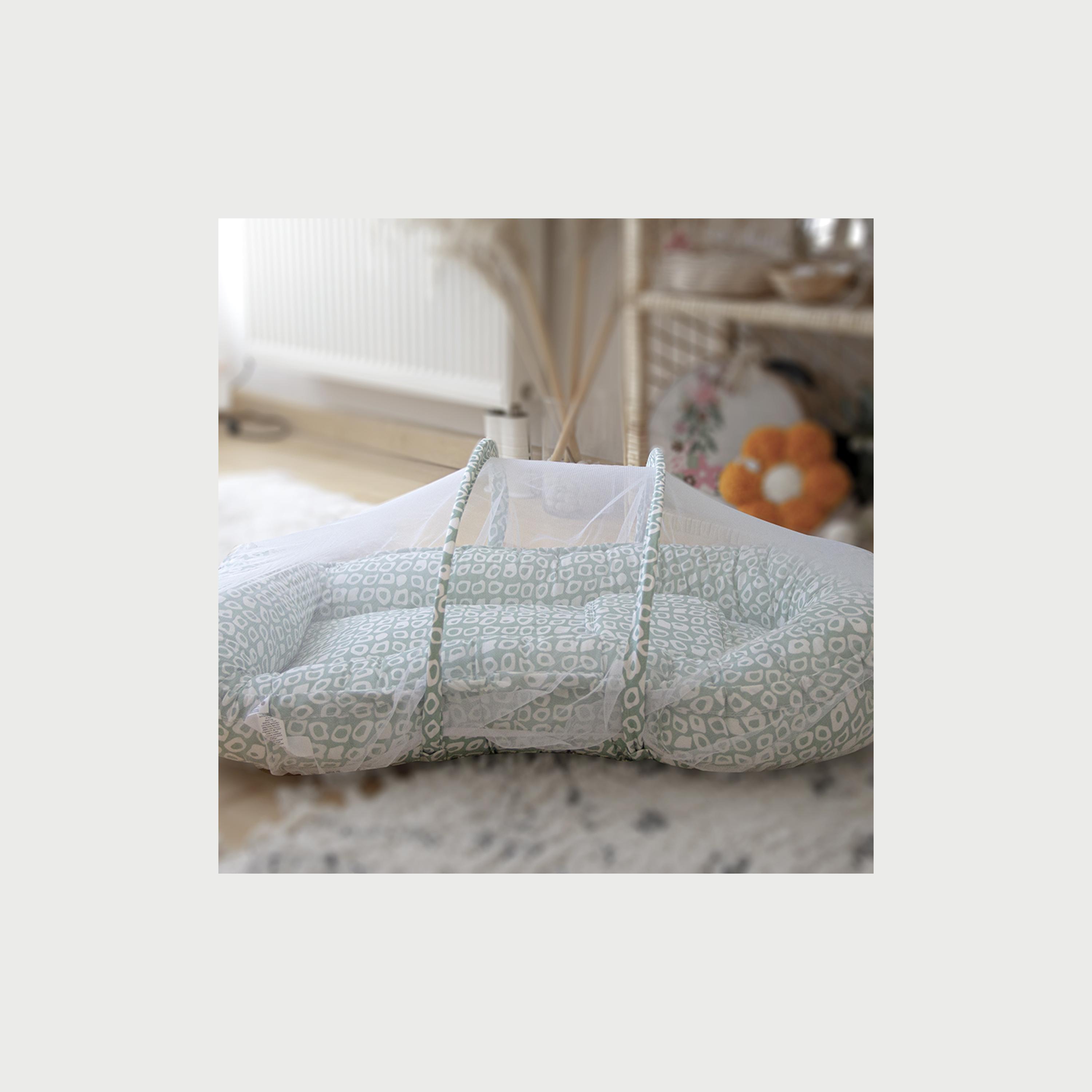Babyjem Babynest with Mosquito Net-baby-nursery-babybedding-image-11