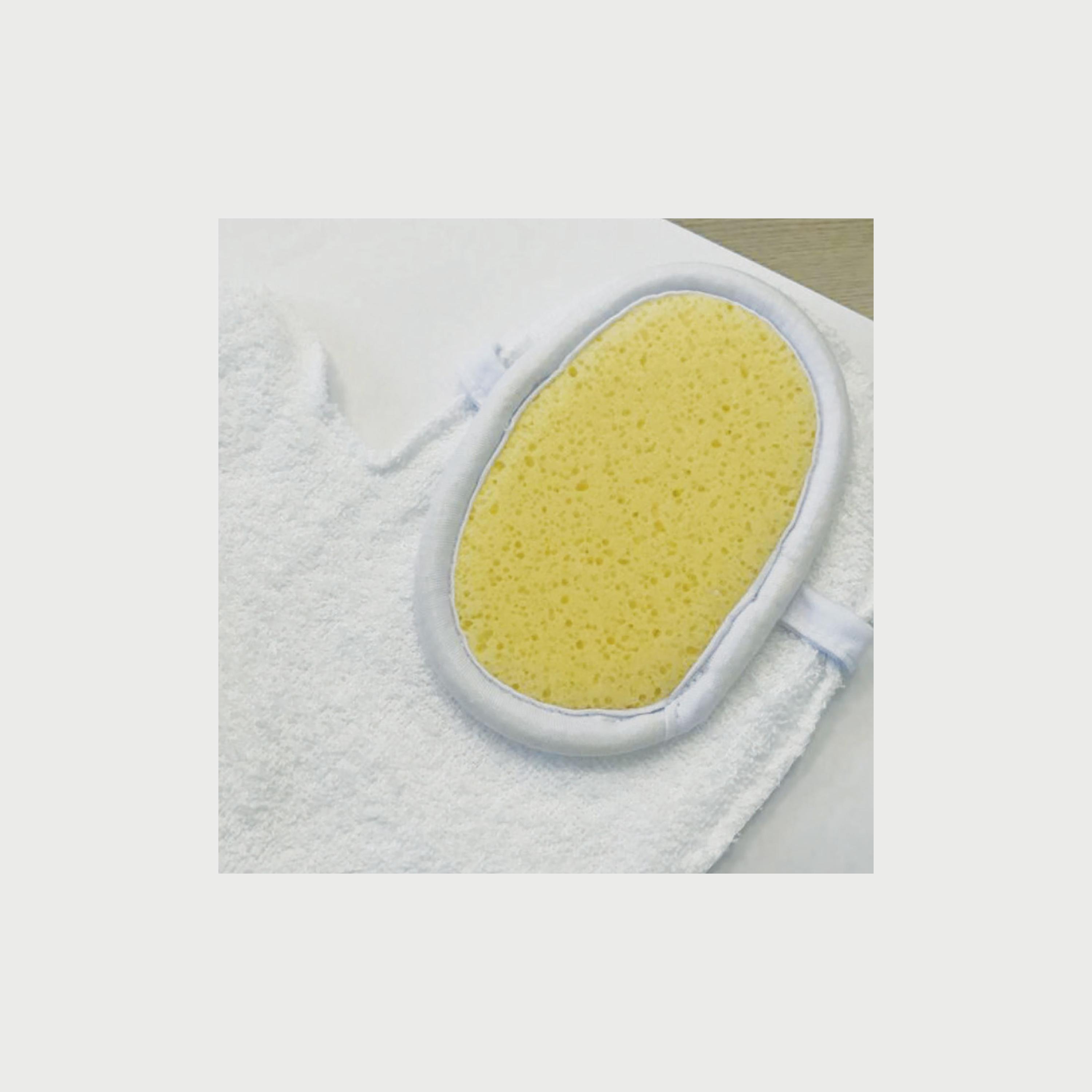 قفاز استحمام للرضع من بيبي جيم، + 0 أشهر، أبيض-baby-bathandcare-bathtubs-image-4