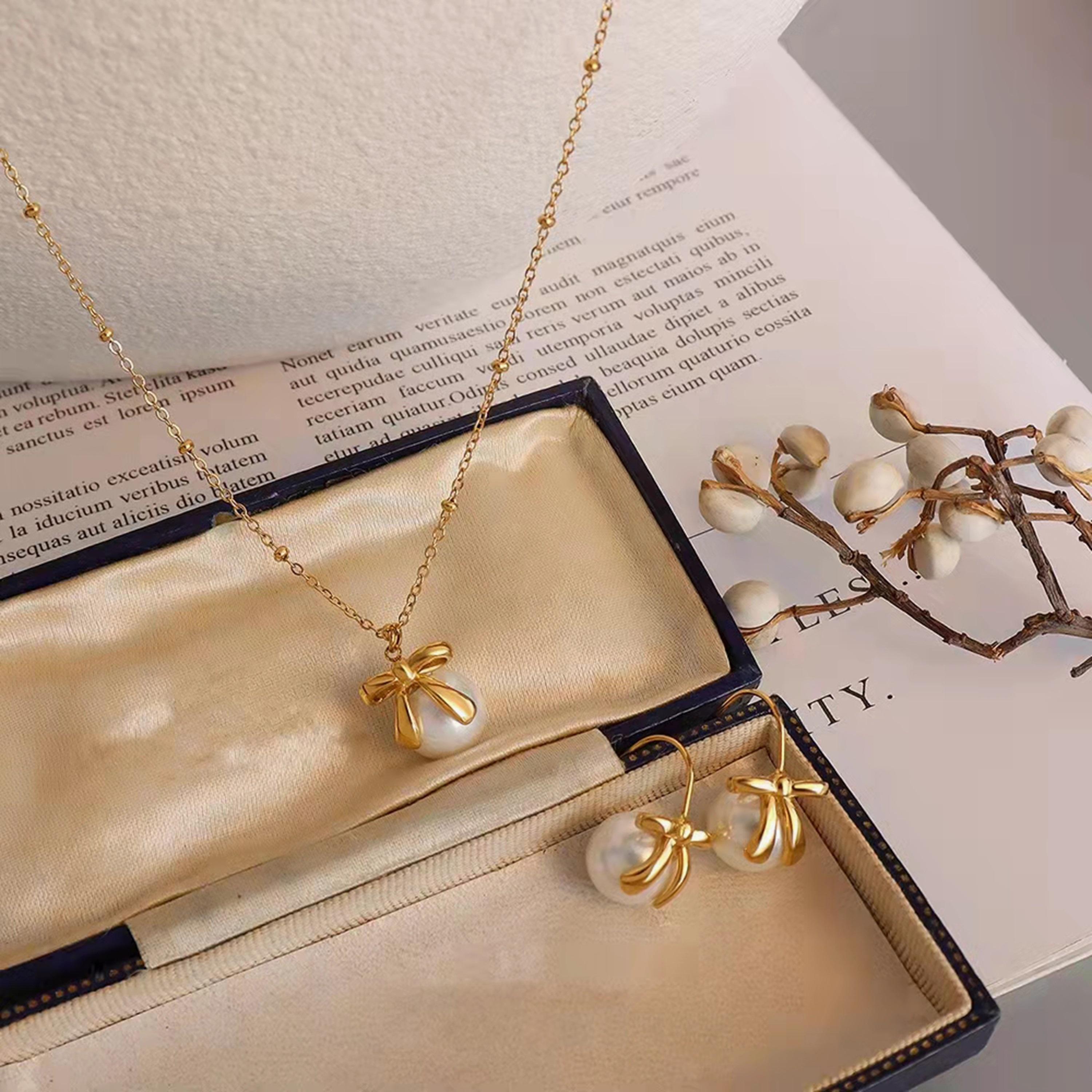  LC.S.01263.110 قلادة لي كوبر بلون ذهبي من ستانلس ستيل للنساء مع أقراط -women-watchesandjewellery-jewellery-jewellerysets-image-3