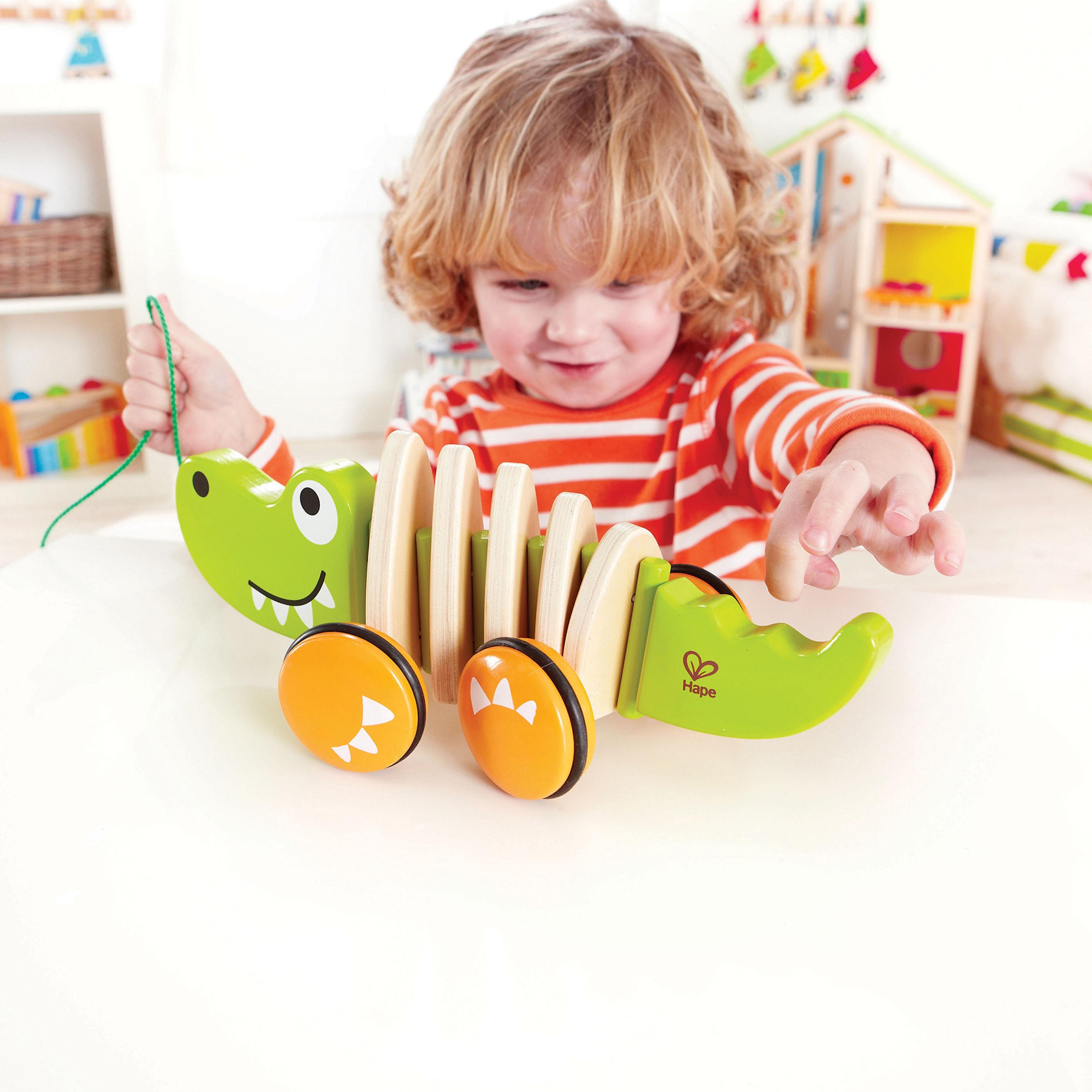 لعبة سحب و دفع تمساح المشي من هيب-toys-babyandtoddlertoys-pushandpulltoys-image-3