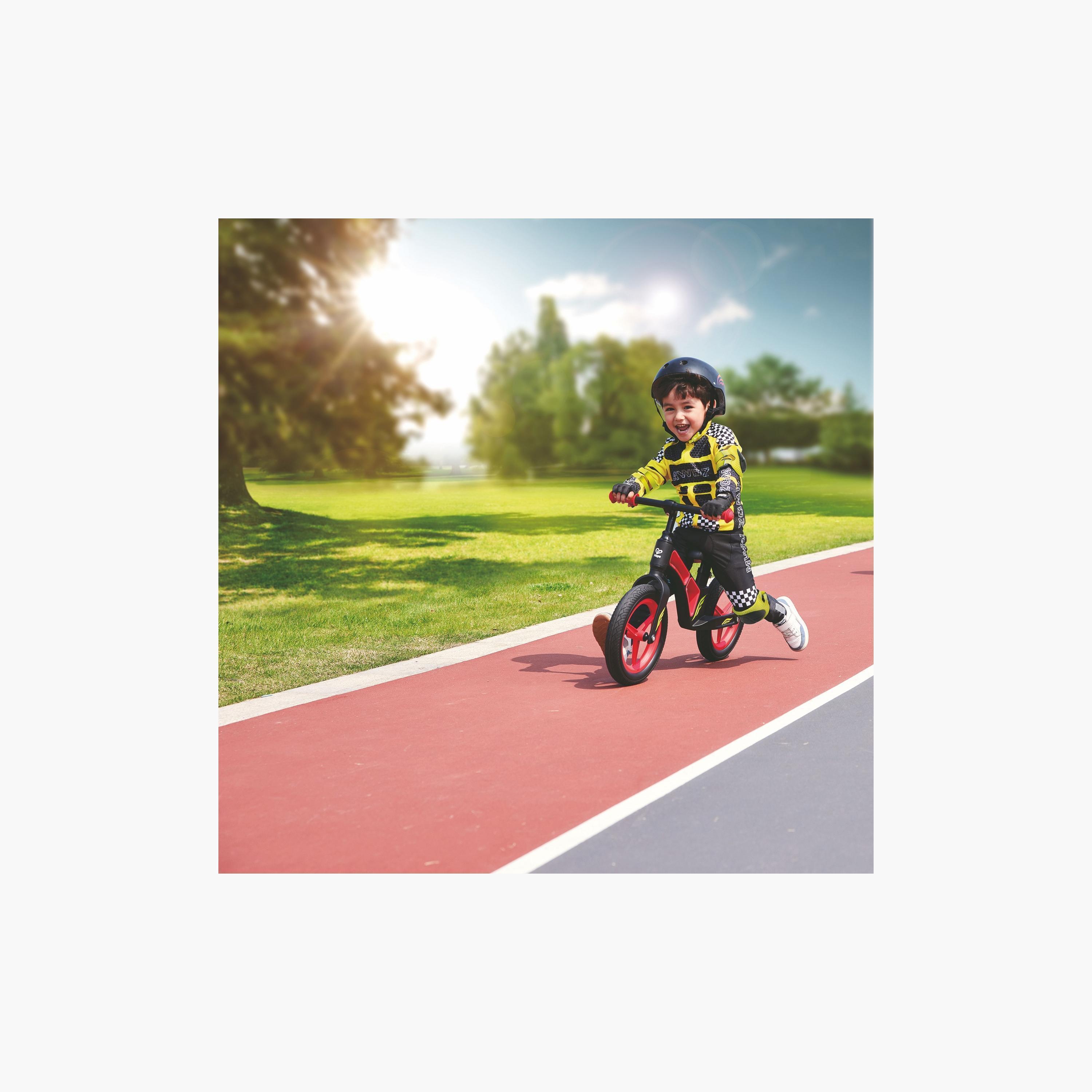 Hape Safety Helmet-toys-outdoor-bikesandrideons-bikesafetyaccessories-image-2