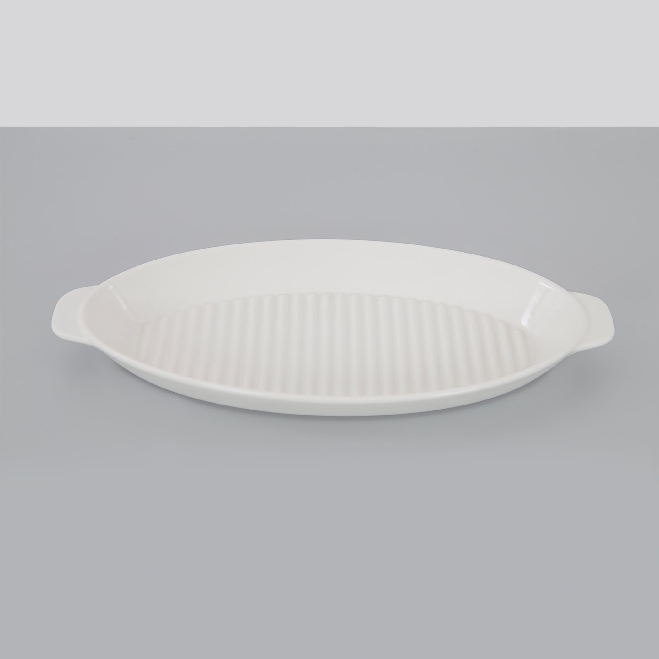 خباز بيضاوي منقوش بورسلان بمقابض من فيكتوريانا - 38 سم-hbxkitchen-bakeware-image-2