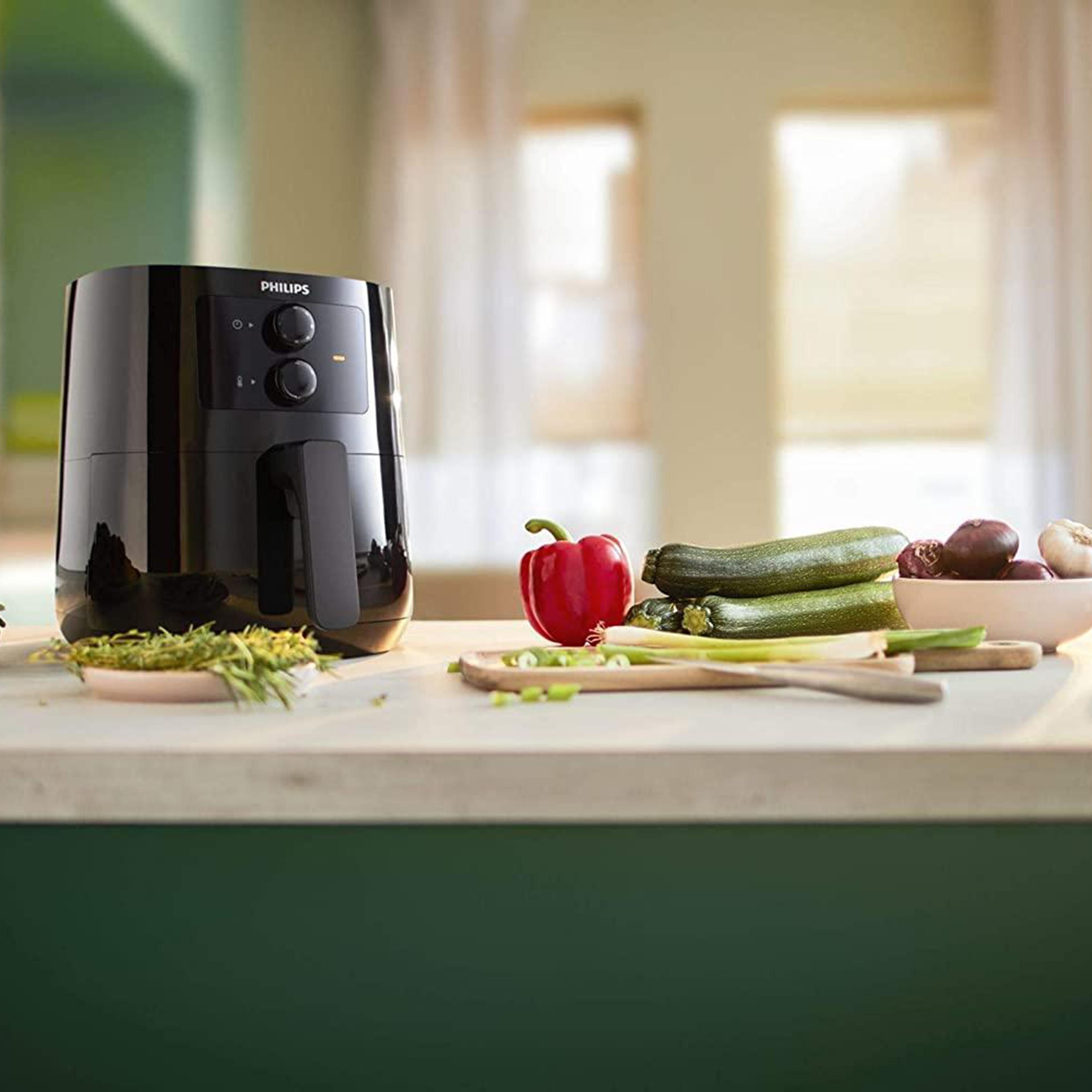 مقلاة فيليبس الهوائية الأساسية مع 50 هرتز ذات تناظرية بلون أسود | HD9200-household-appliances-kitchenappliances-foodprocessors-image-3