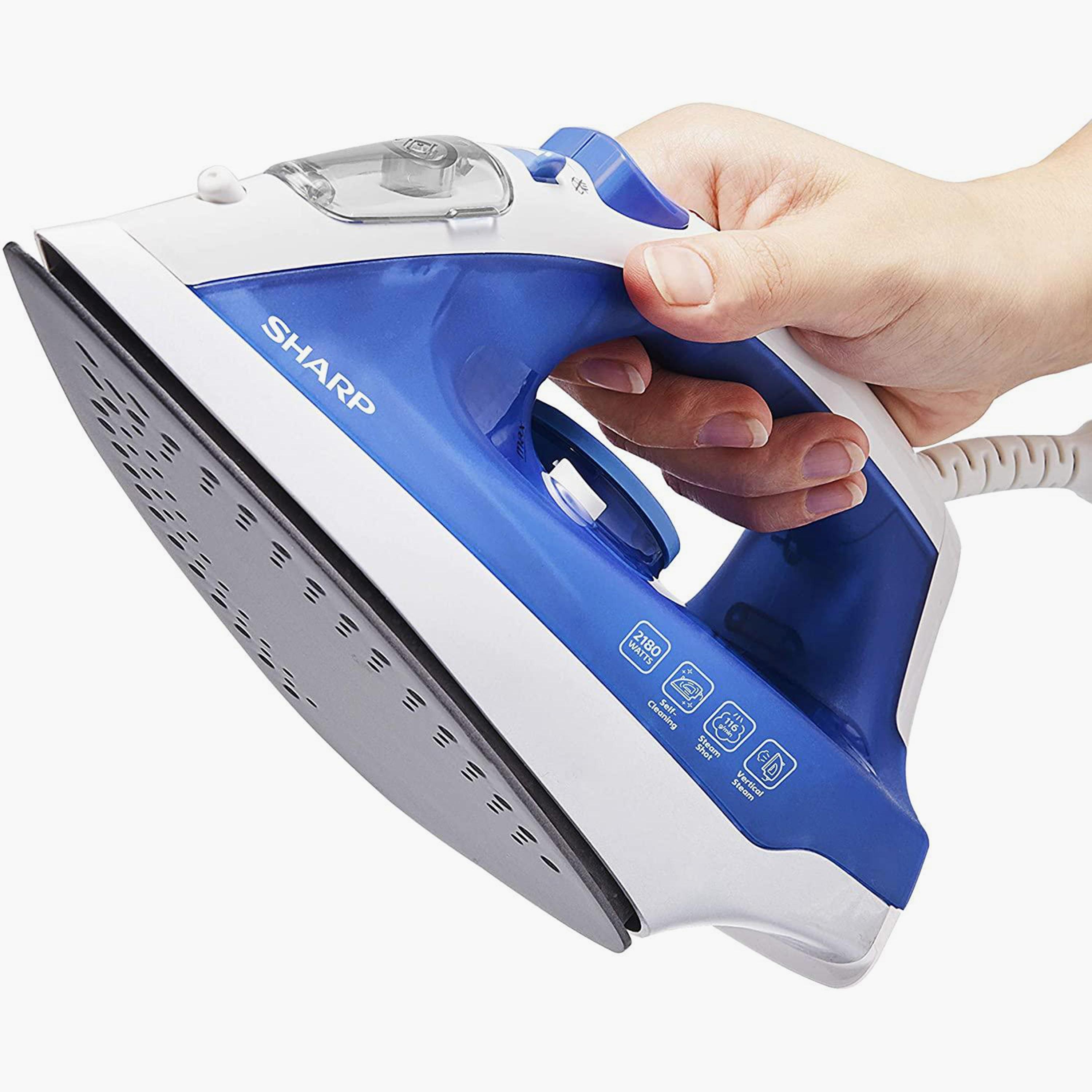 مكواة بخار عمودية من شارب بقدرة 2180 واط EI-SU11-B3 بلون أزرق۔أبيض | EI-SU11B3-household-appliances-homeappliances-ironandsteamers-image-3