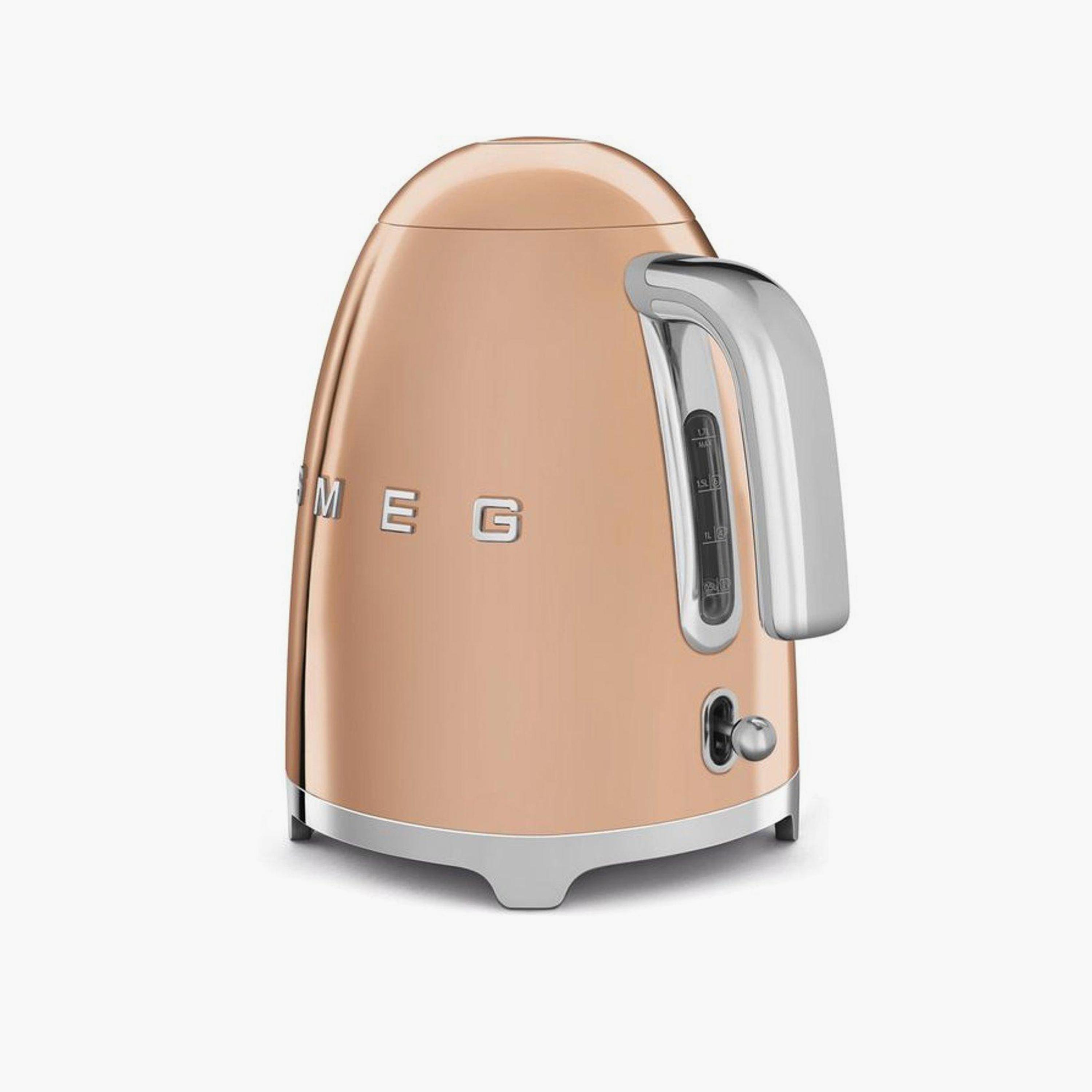 Smeg Kettle 1.7 Liter Beige | KLF03RGUK-household-appliances-kitchenappliances-electrickettles-image-3
