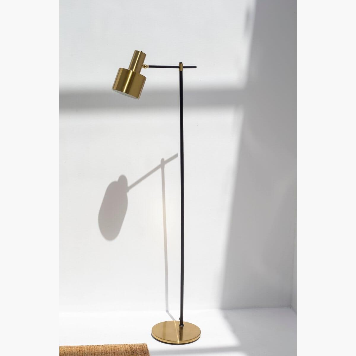 HomeKode Metal Floor Lamp - 140 cm
