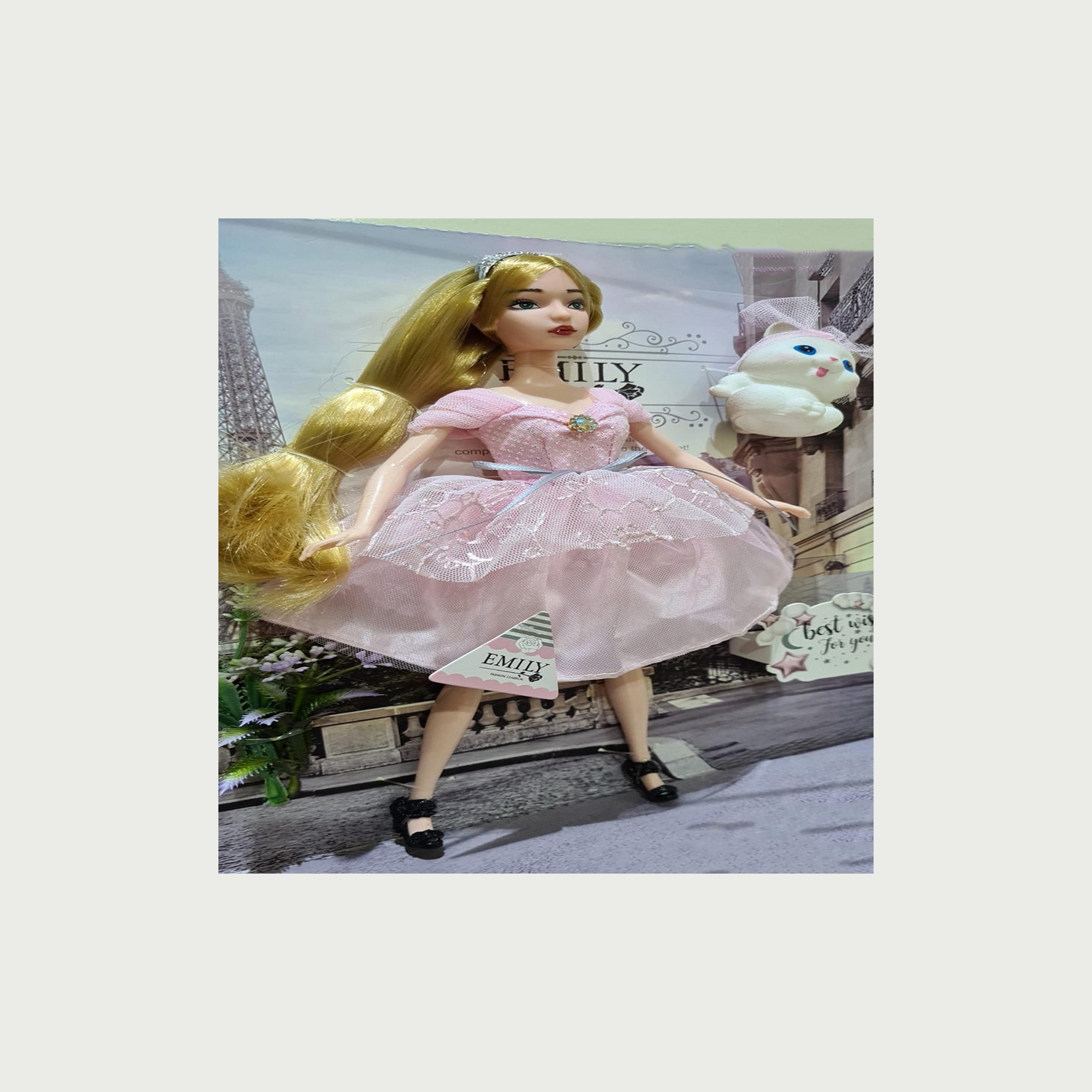 دمية إيميلي من فاميلي سينتر، 11.5 بوصة-toys-dollsandplaysets-dolls-image-2
