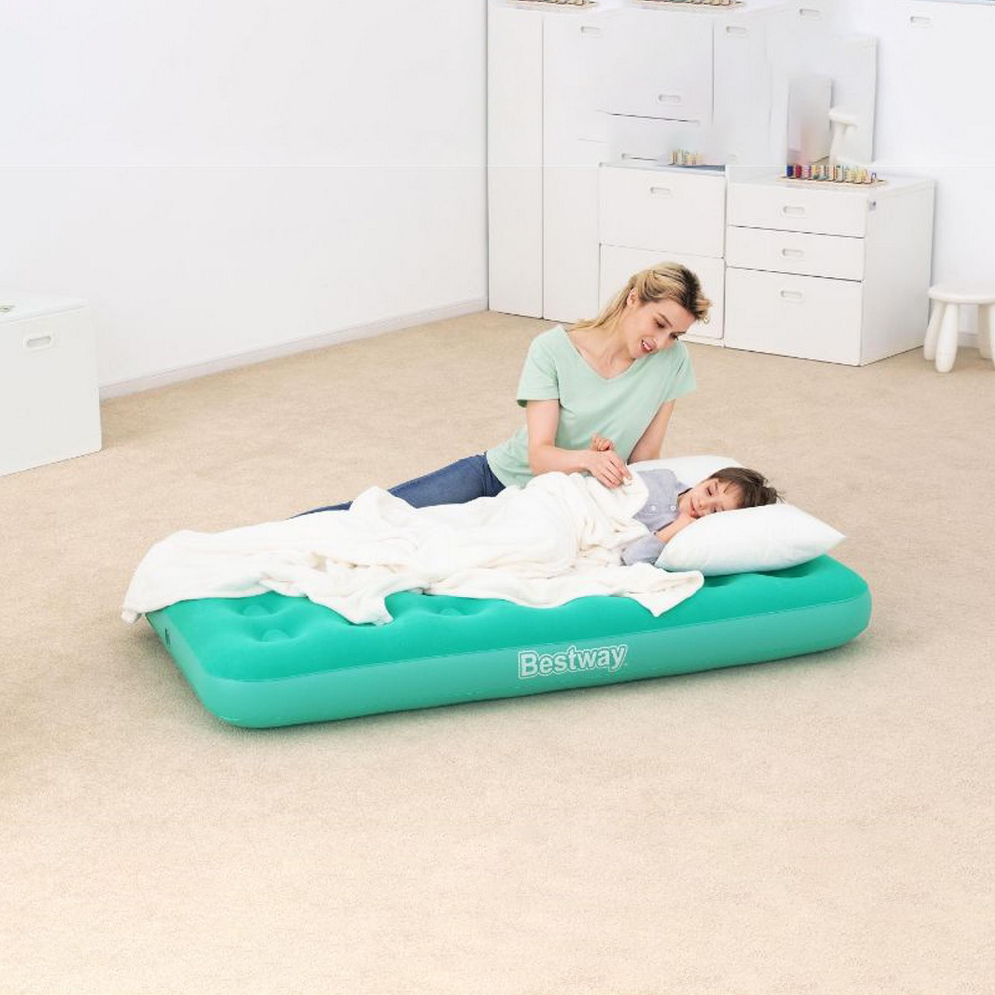 Bestway Drowsy Dreamer Airbed with Manual Hand Pump-toys-outdoor-sports-image-4