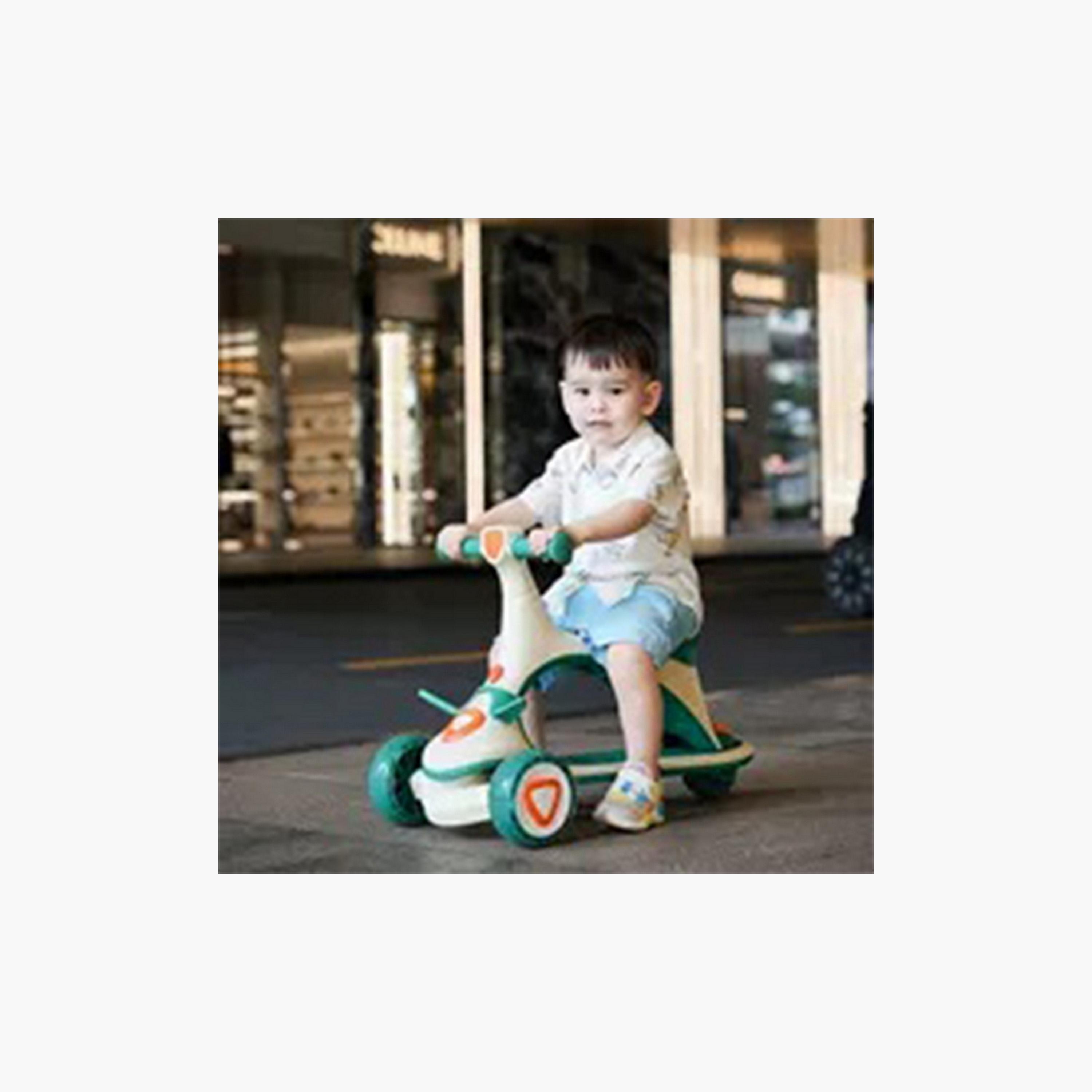 Family Center Three-Wheel Scooter with Barrier-toys-outdoor-scooters-image-4