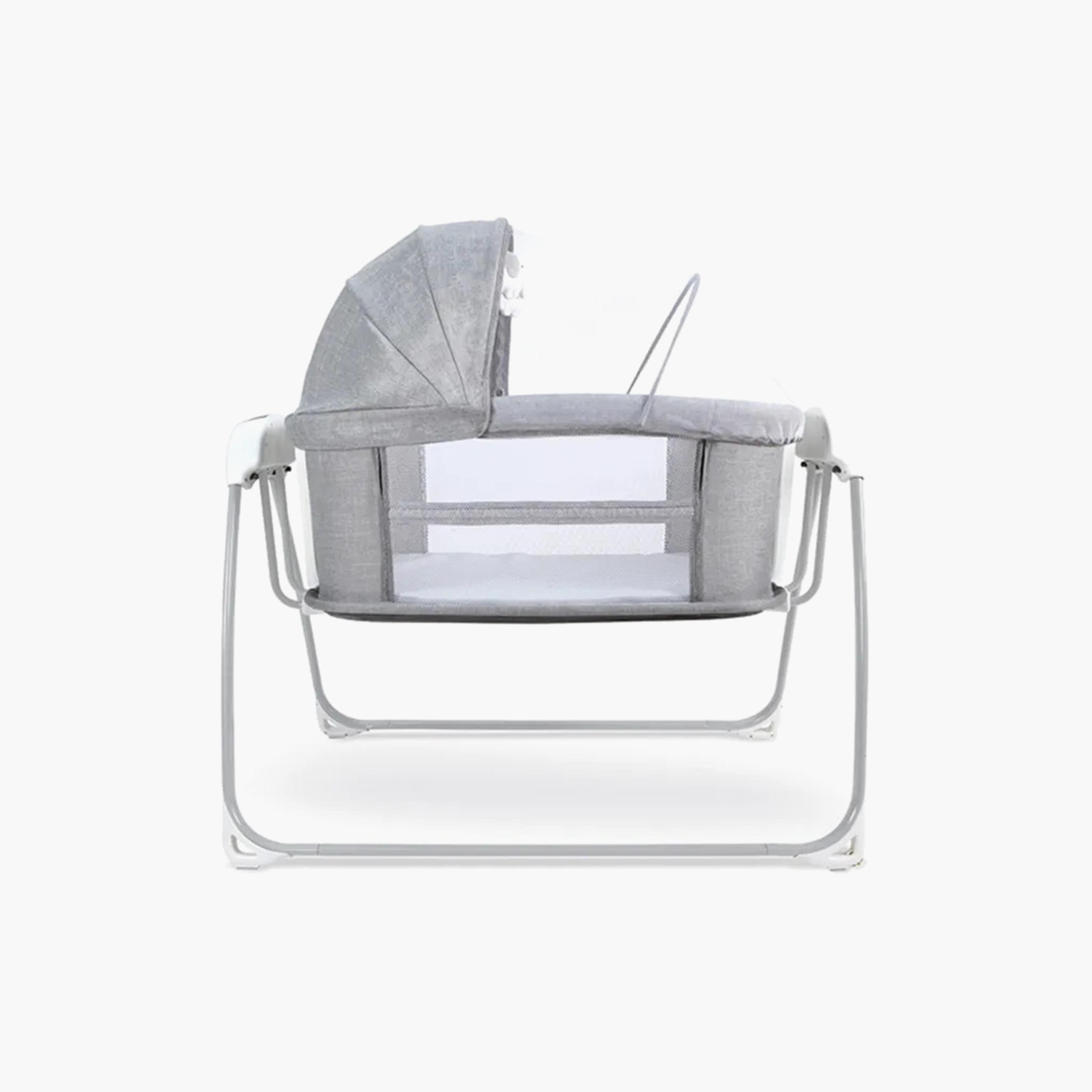 Baby bassinet online hotsell