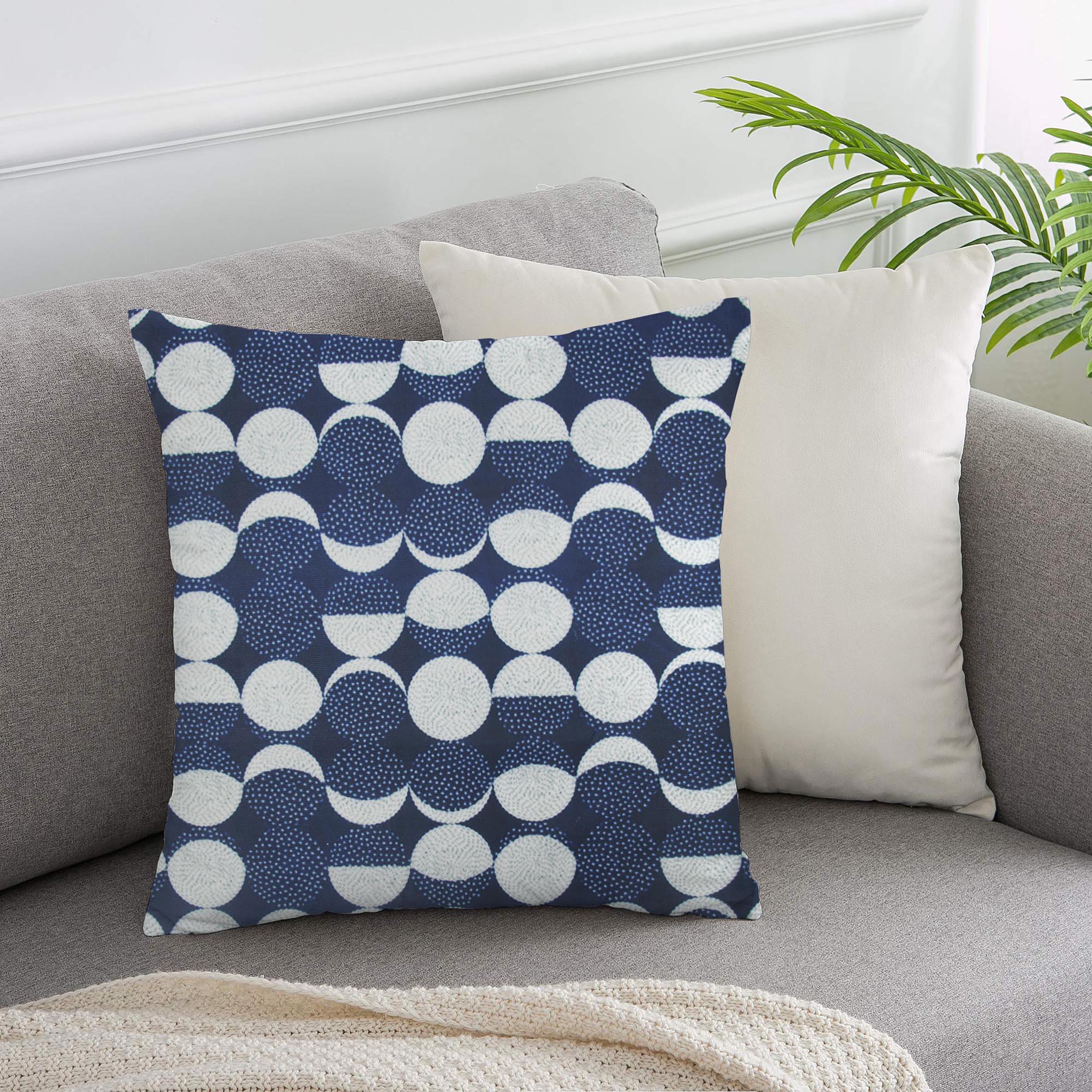 وسادة محشوة بطبعات - آلتيما  - 45x45 سم-hbxlivingroom-furnishings-cushionsandcovers-filledcushions-image-1