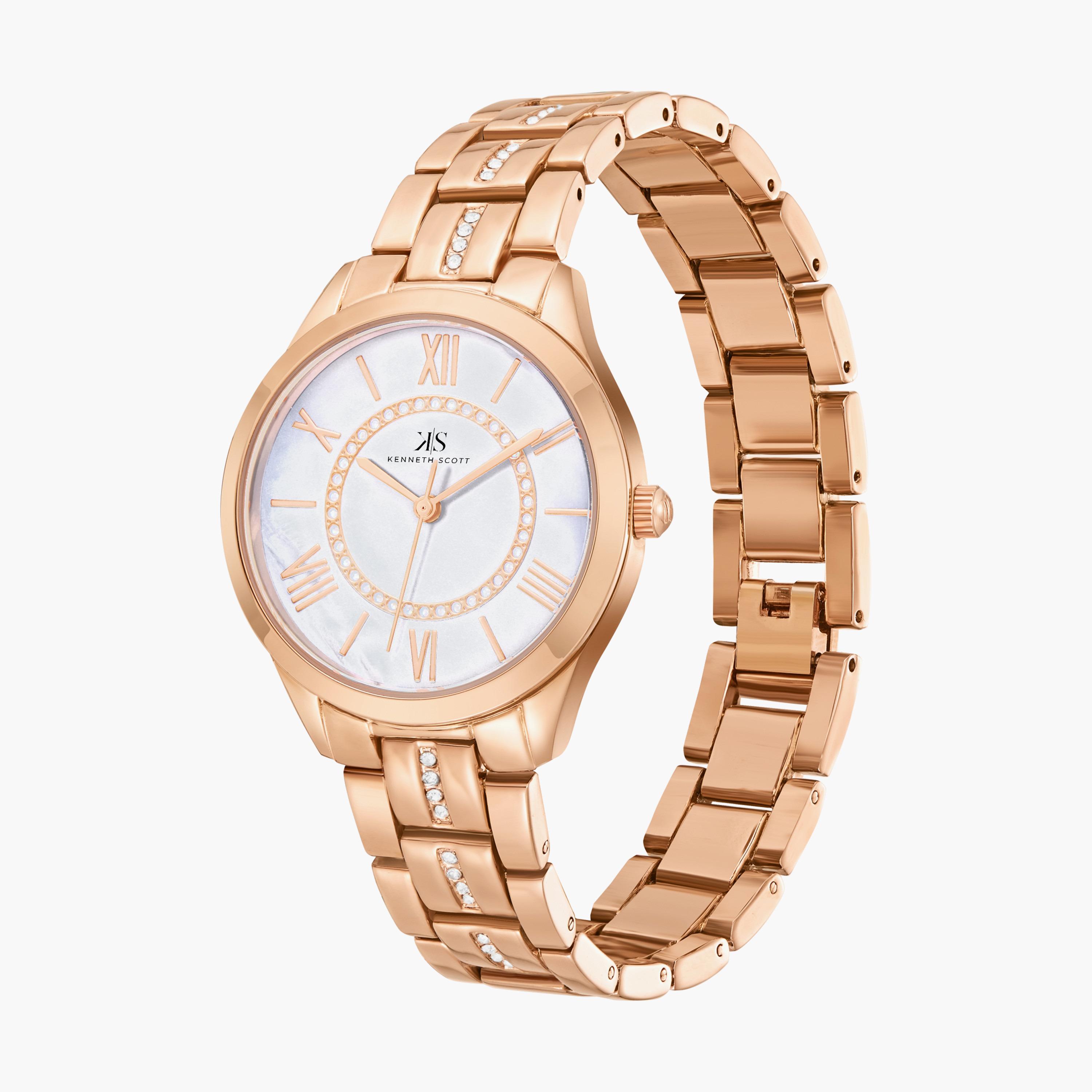 ساعة جي شوك الرقمية بسوار سيليكون ابيض للجنسين | GM-S5600LC-7DR-women-watchesandjewellery-watches-image-2