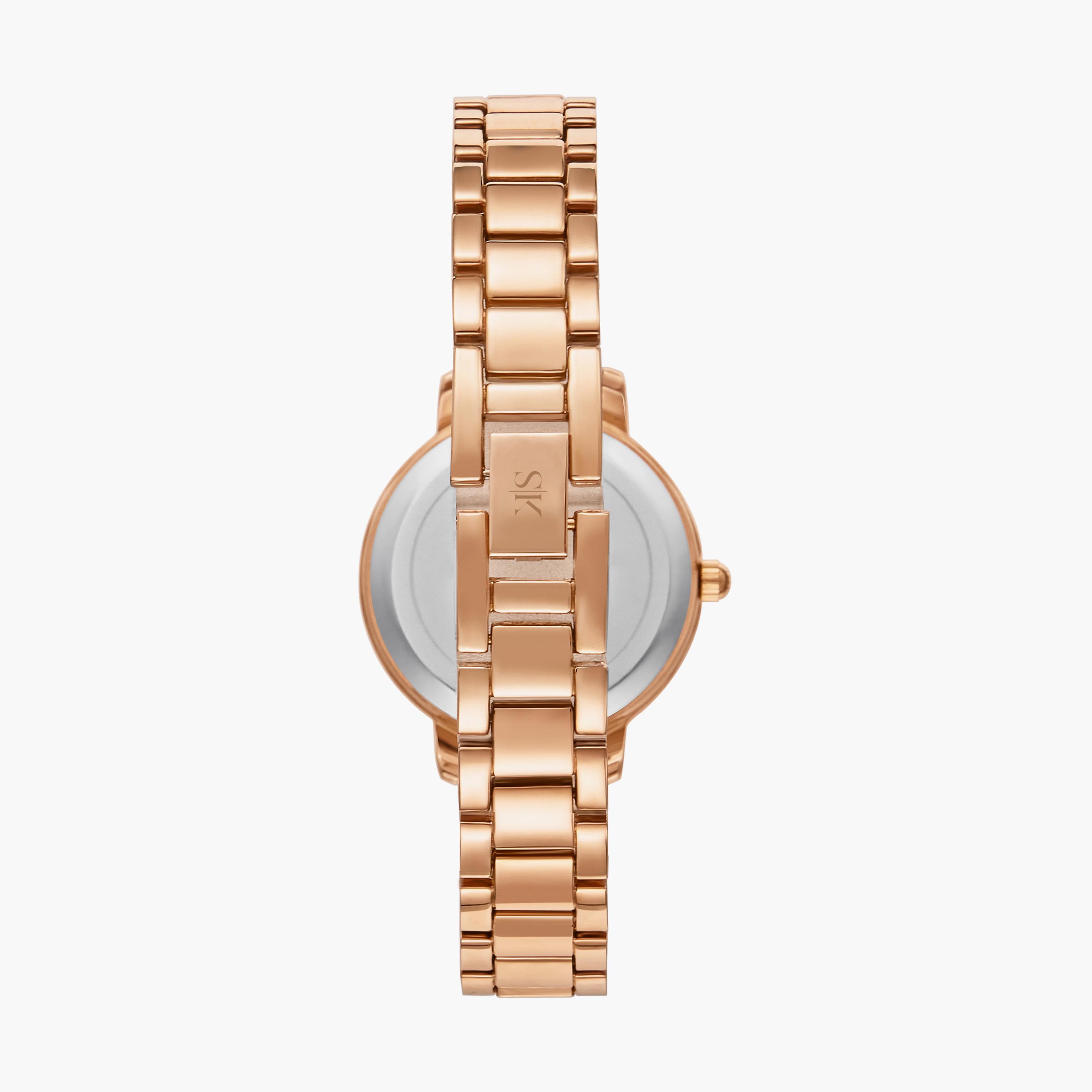 ساعة جي شوك الرقمية بسوار سيليكون ابيض للجنسين | GM-S5600LC-7DR-women-watchesandjewellery-watches-image-3