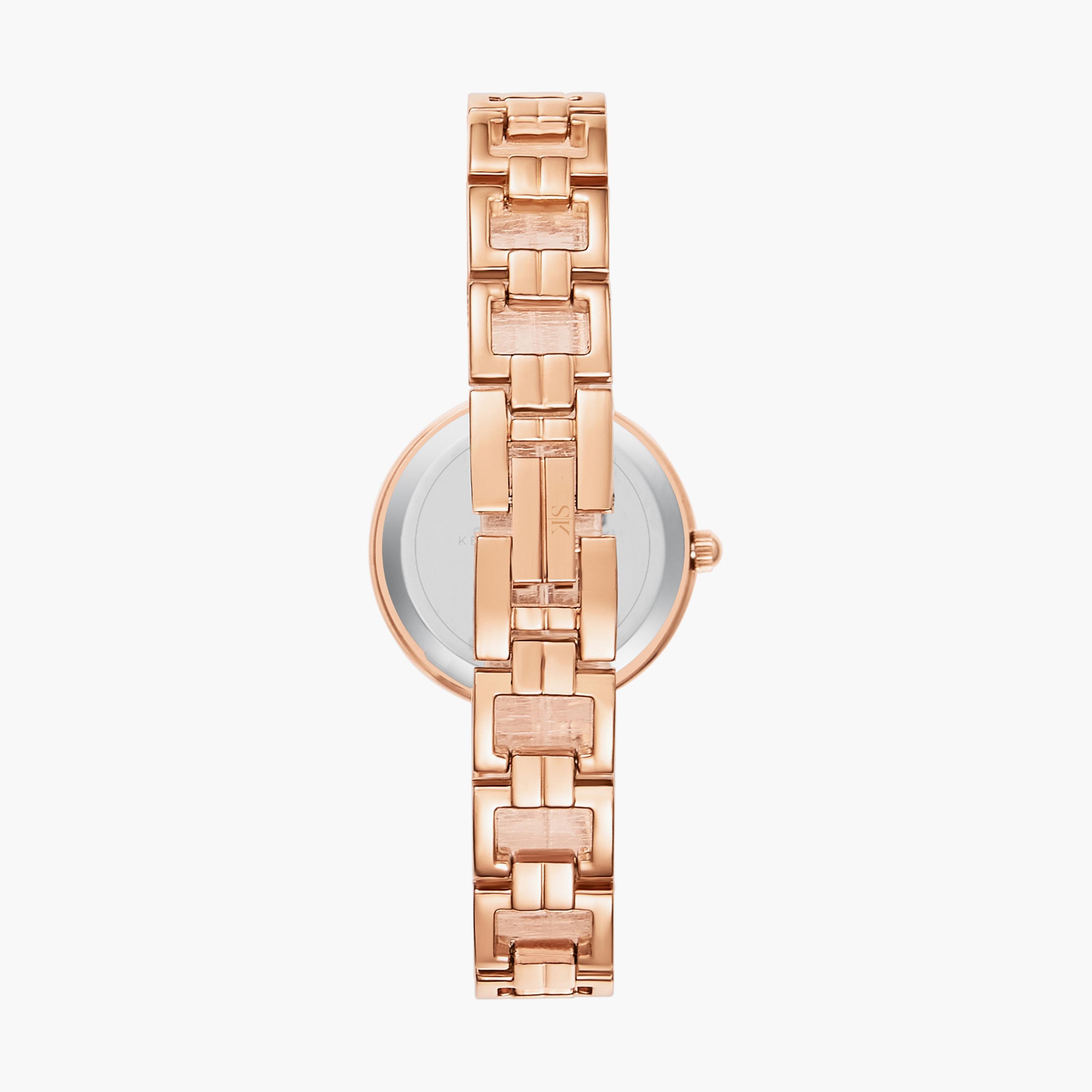 ساعة جي شوك الرقمية بسوار سيليكون أزرق لكلا الجنسين | GMD-S5600NC-2DR-women-watchesandjewellery-watches-image-3