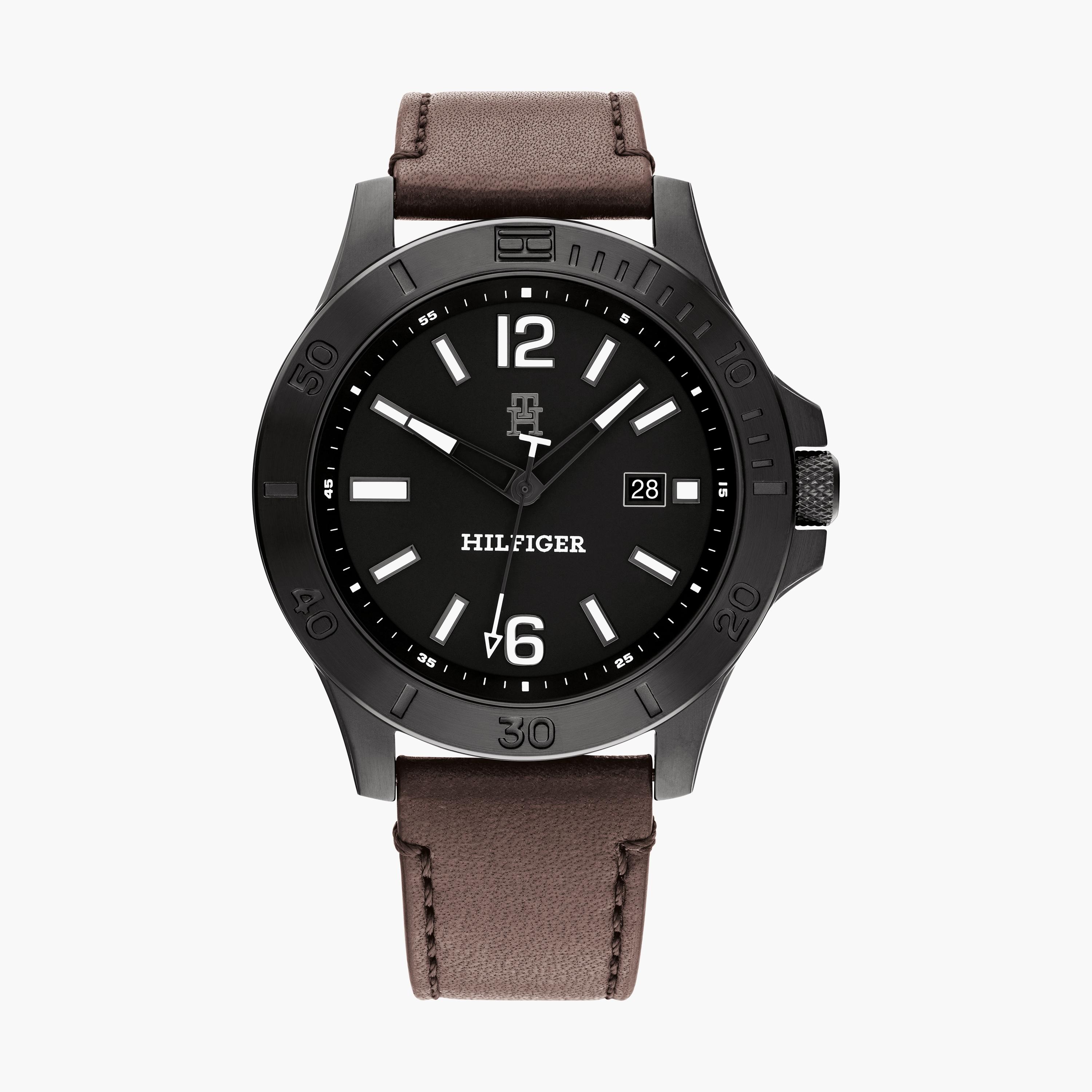ساعة انالوج للرجال بلون بني بسوار جلدي من تومي هيلفيغر | 1710530-men-watchesandjewellery-watches-image-1
