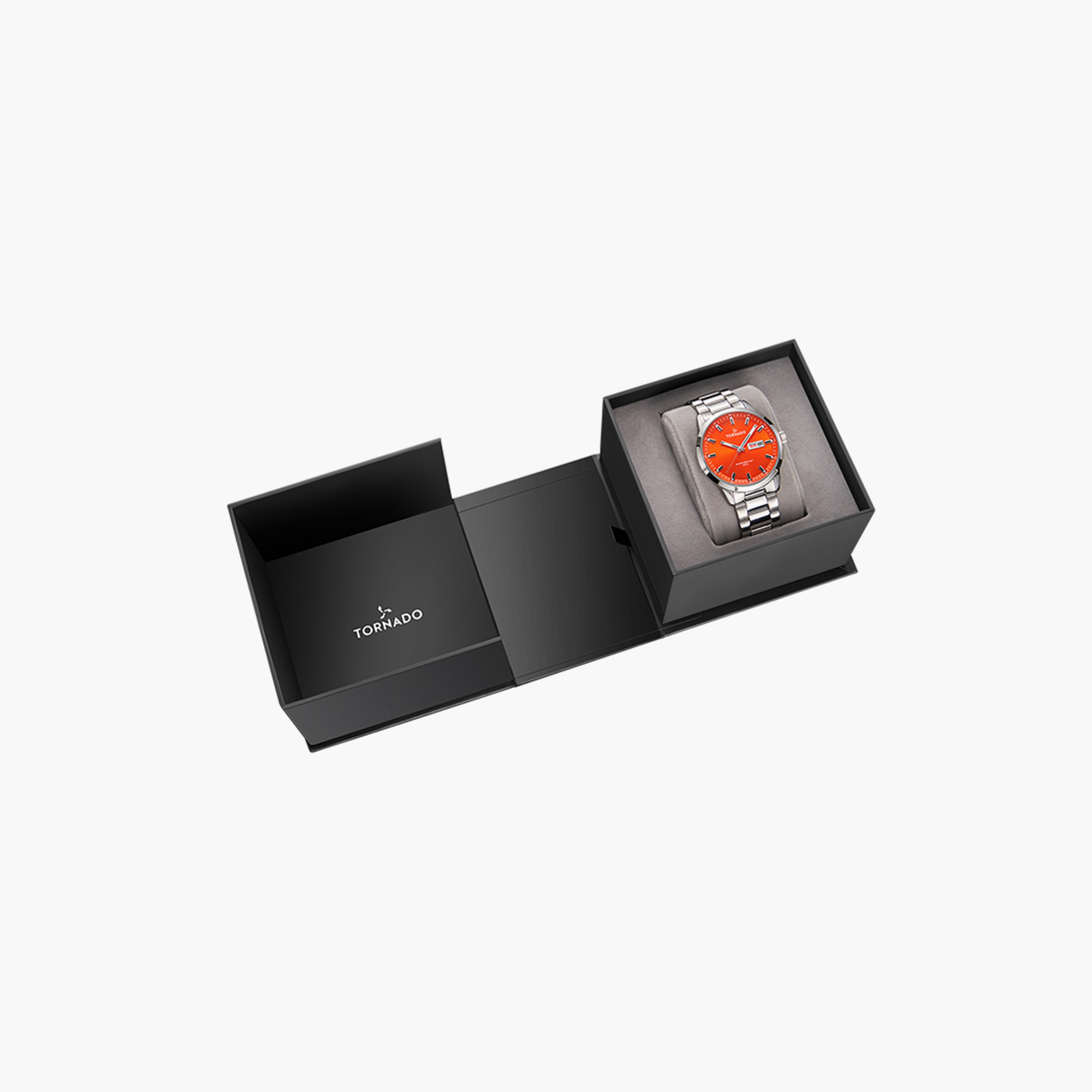 ساعة أنالوج للرجال بسوار من الستانلس ستيل بلون فضي من تورنادو | T23001-SBSO-men-watchesandjewellery-watches-image-4