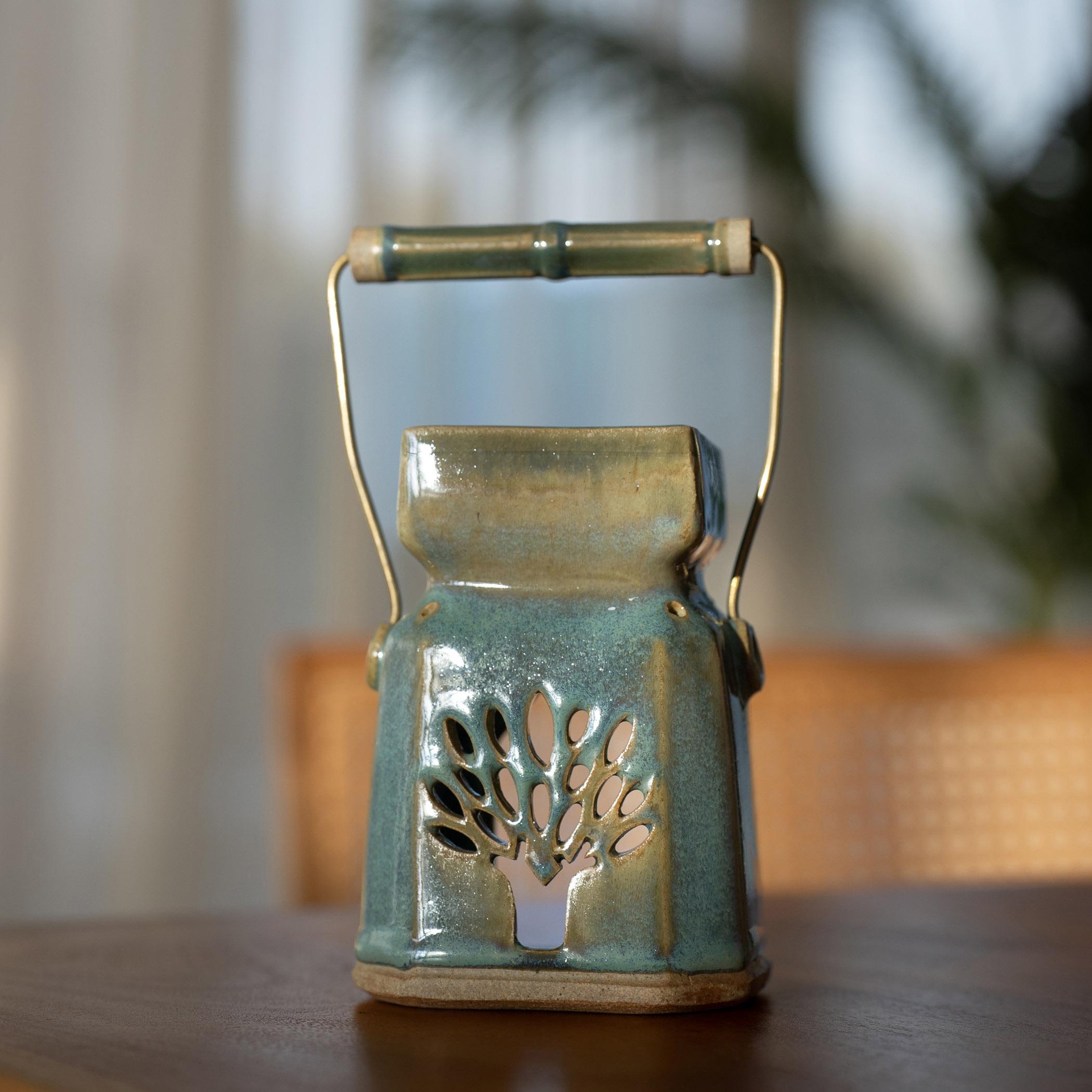 Palm Diffuser with Handle - 20 ml