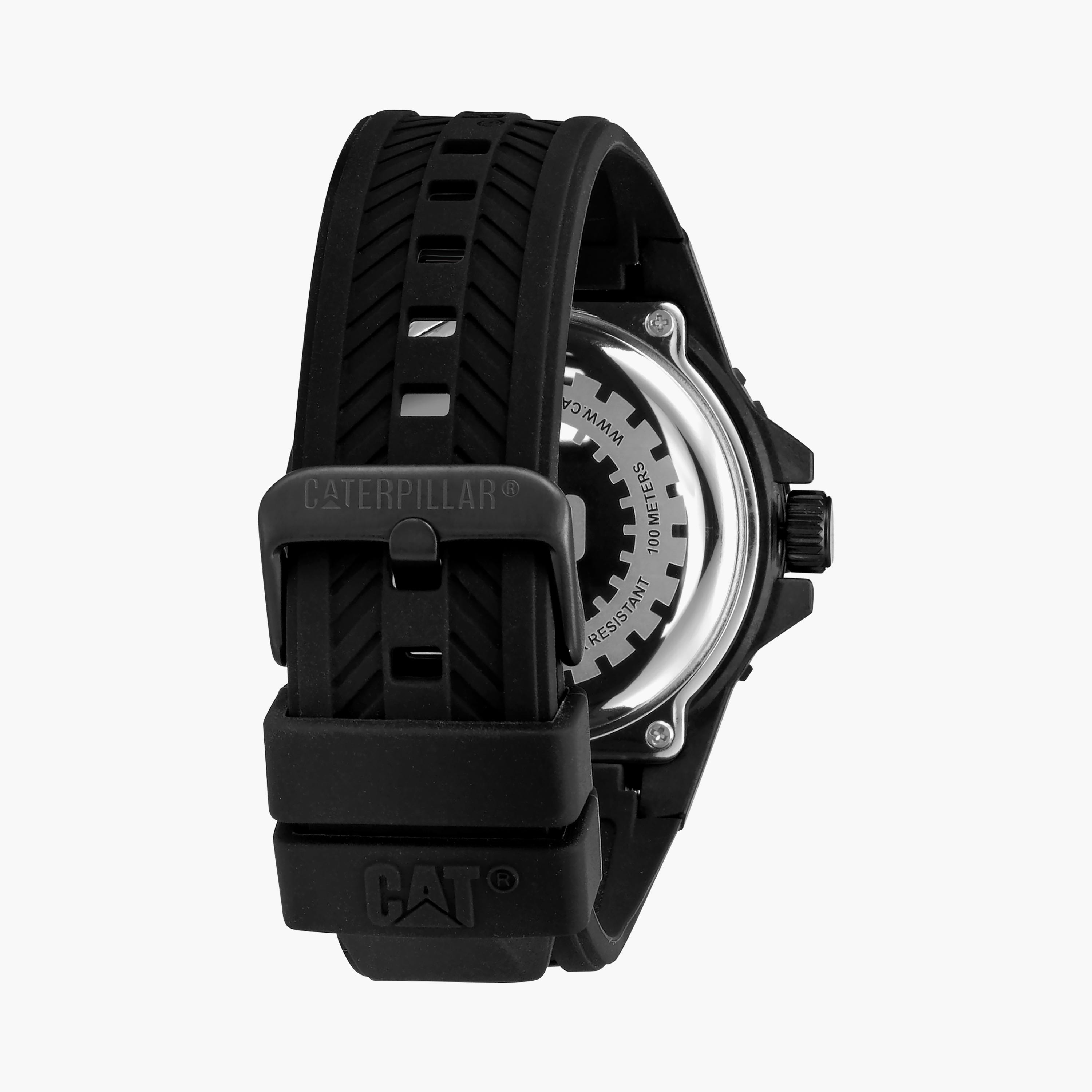 ساعة كات ذو انالوج بسوار سيليكون أسود للرجال | K312121112-men-watchesandjewellery-watches-image-3