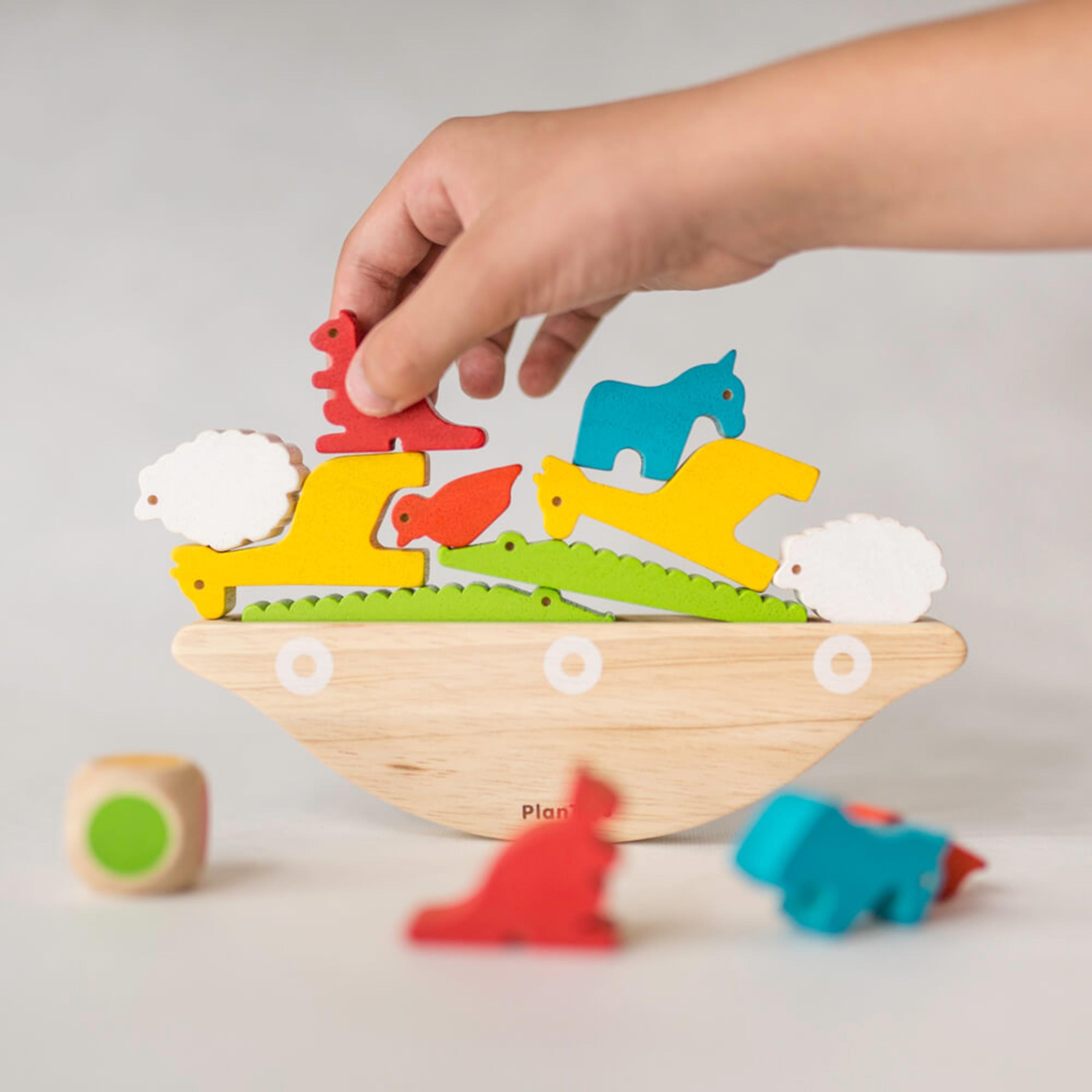 PlanToys Balancing Boat-toys-babyandtoddlertoys-stackingandnestingtoys-image-4