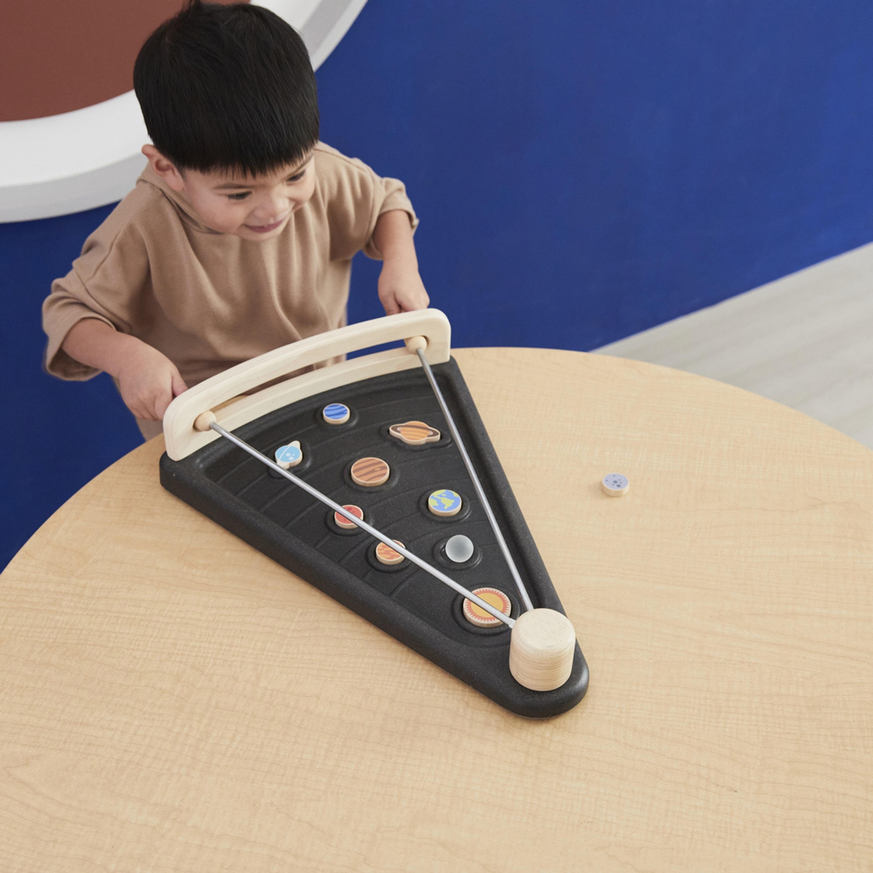 PlanToys Land The Planet-toys-indoortoys-boardgames-image-3
