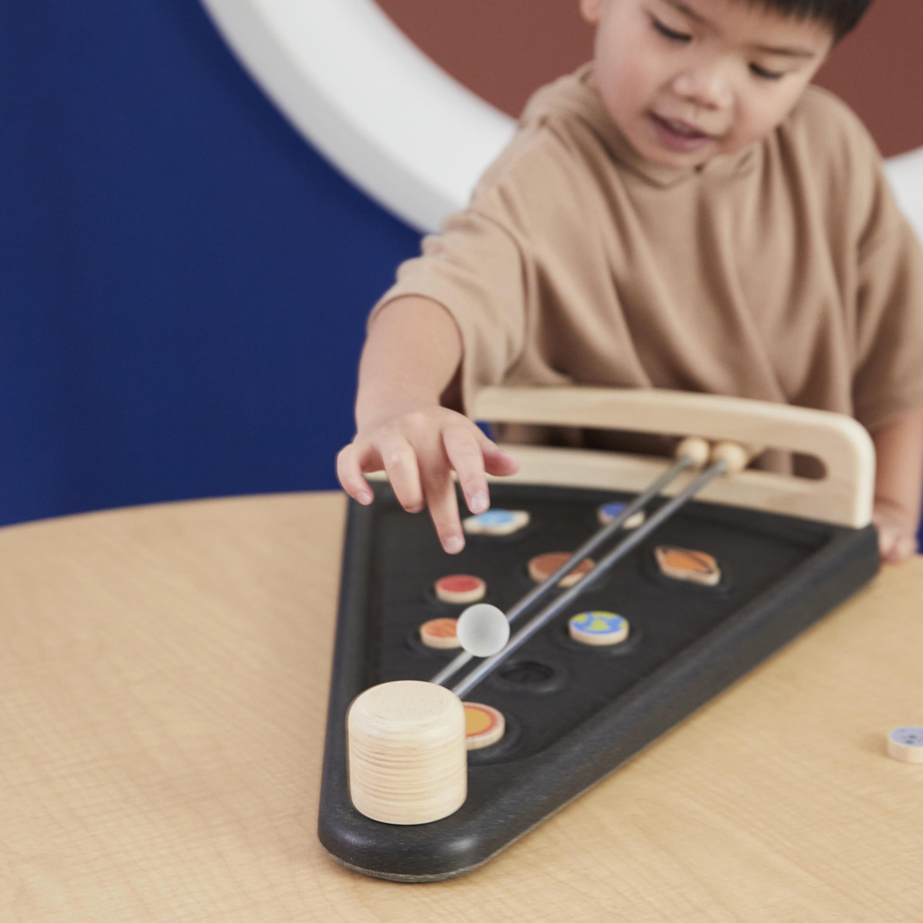 PlanToys Land The Planet-toys-indoortoys-boardgames-image-4