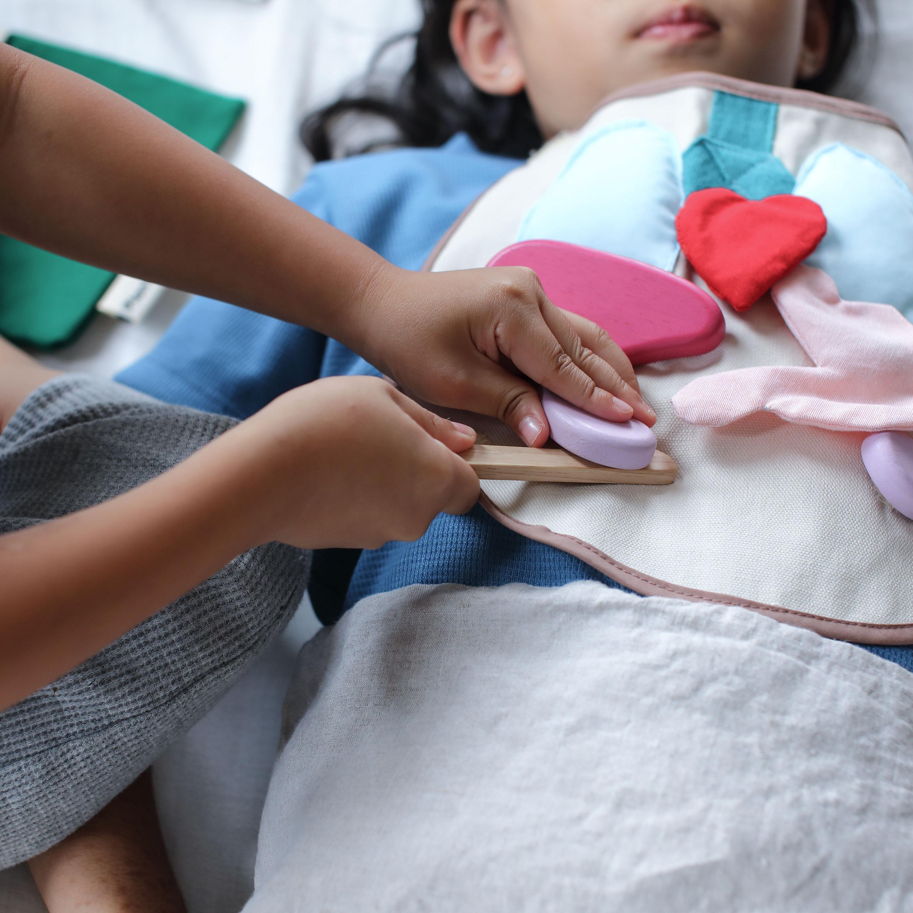   مجموعة لعب الجراح من بلان تويز-toys-roleplay-doctorsets-image-2