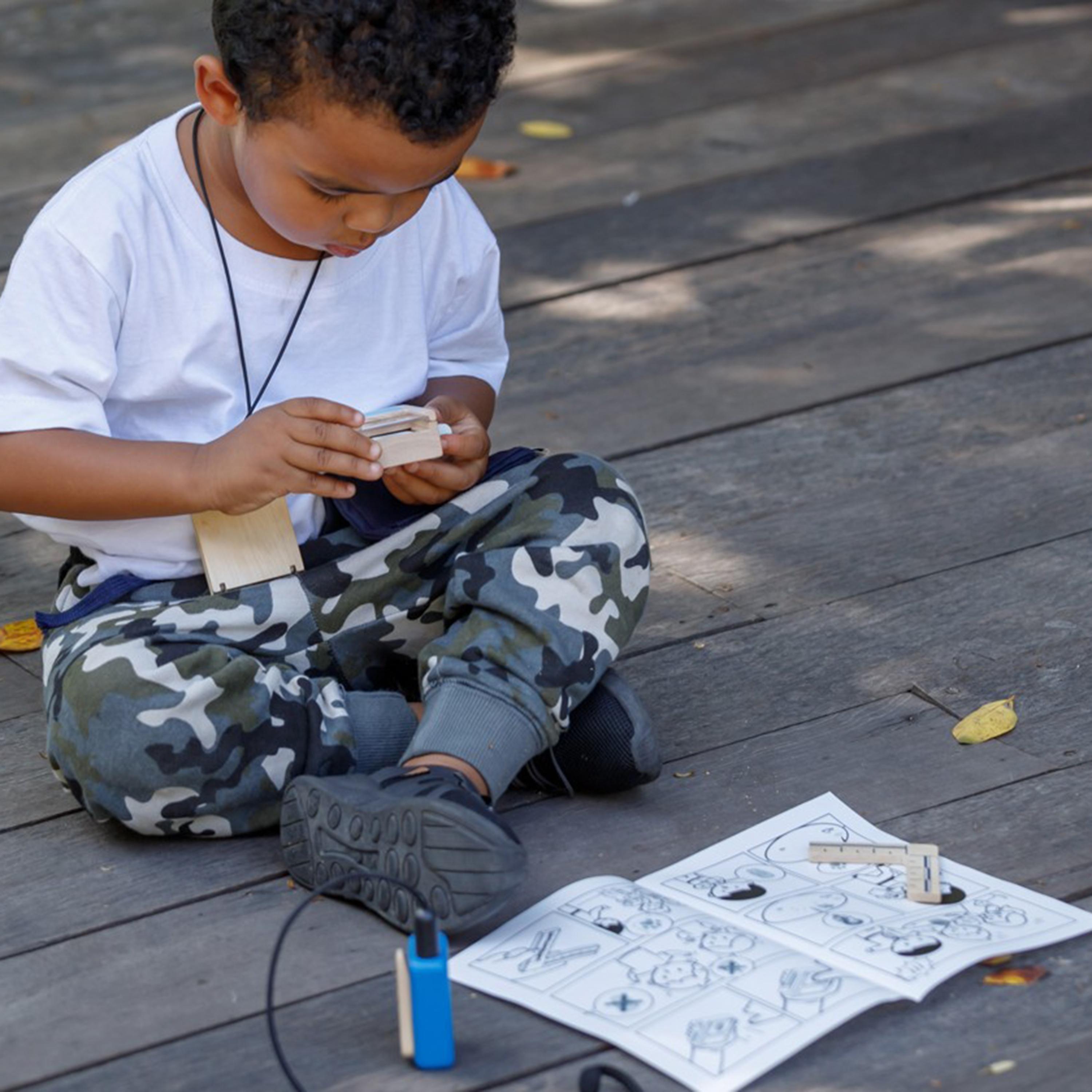 PlanToys Secret Agent Play Set-toys-roleplay-policeanddetectivesets-image-2