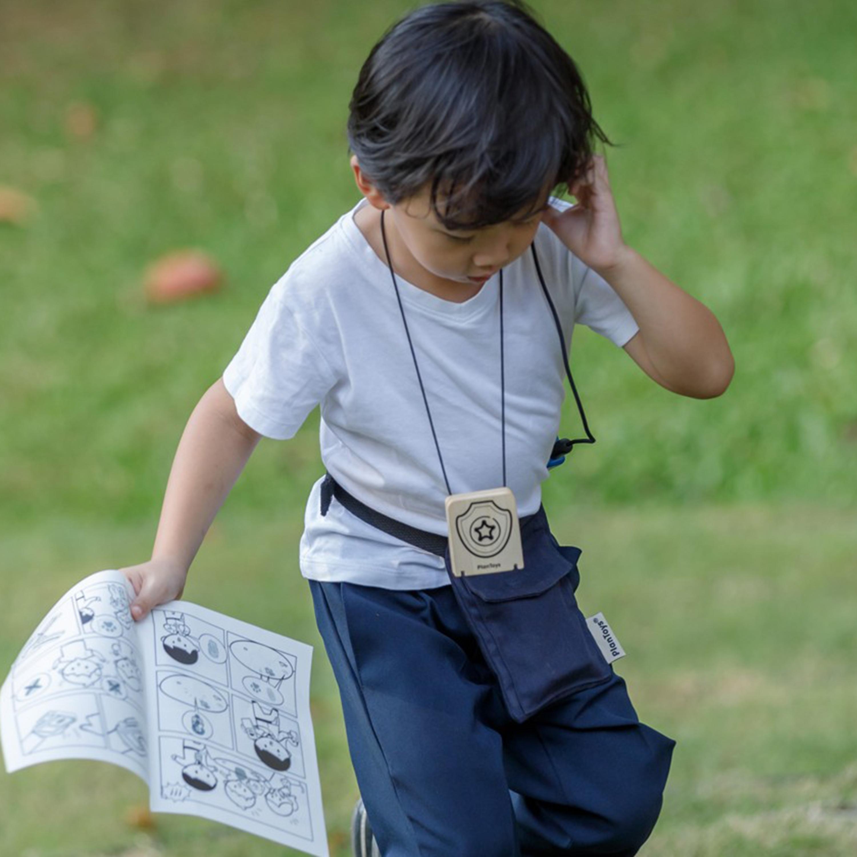 PlanToys Secret Agent Play Set-toys-roleplay-policeanddetectivesets-image-4