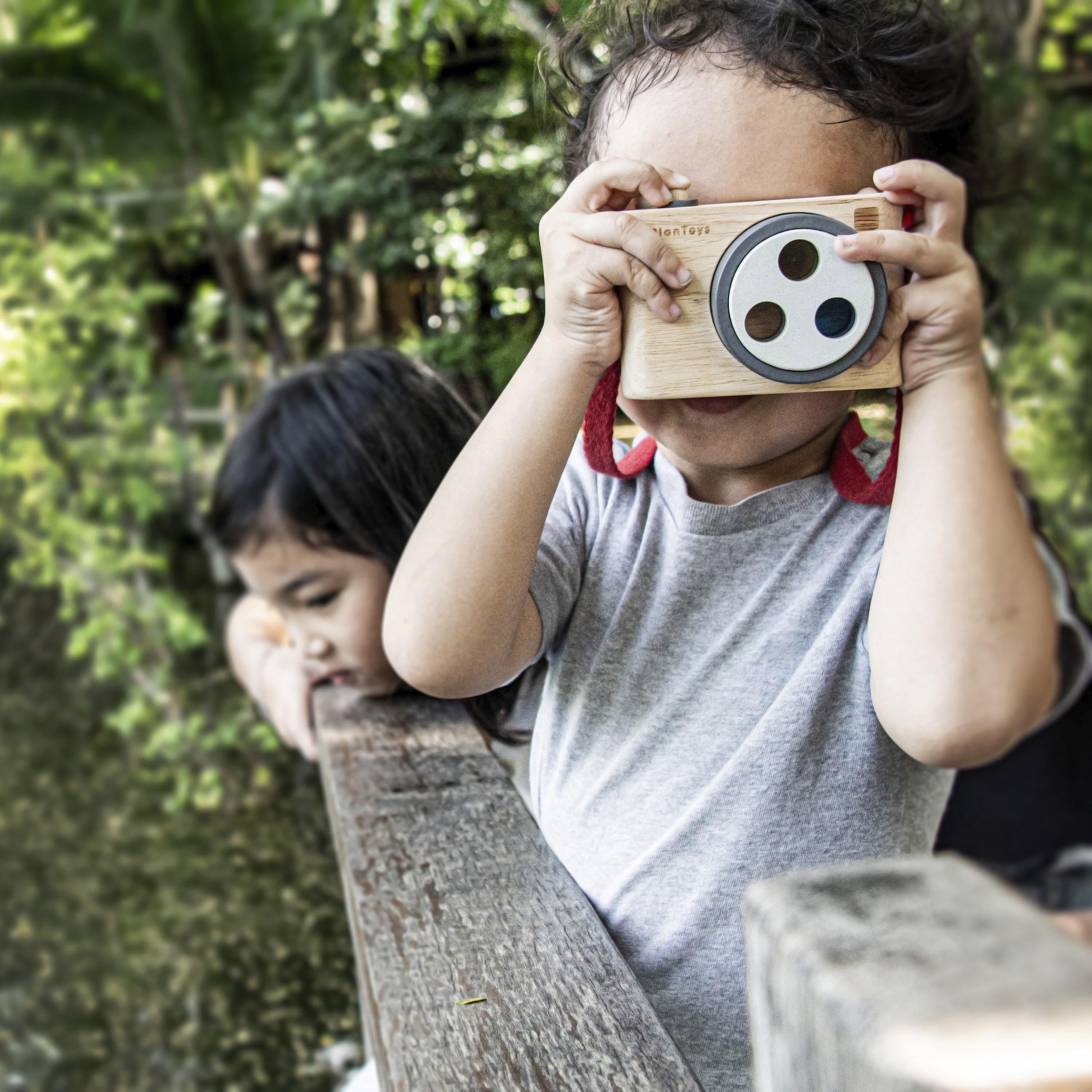 PlanToys Colored Snap Camera-electronics-camera-image-2